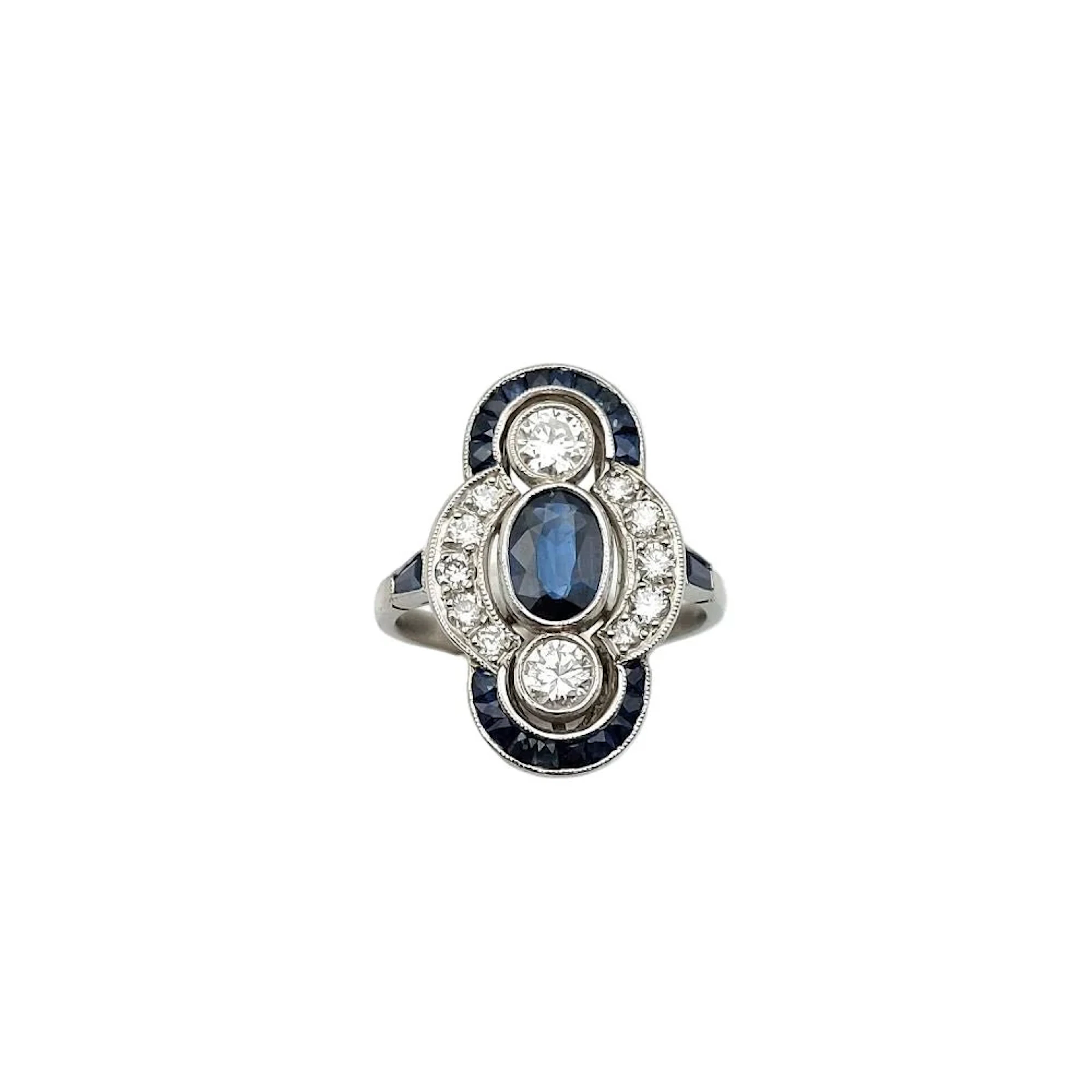Ring Surroundings in paltinium, sapphire, diamonds