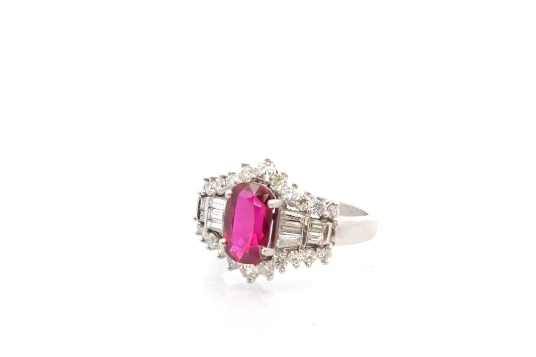 Bague rubis en platine et diamant