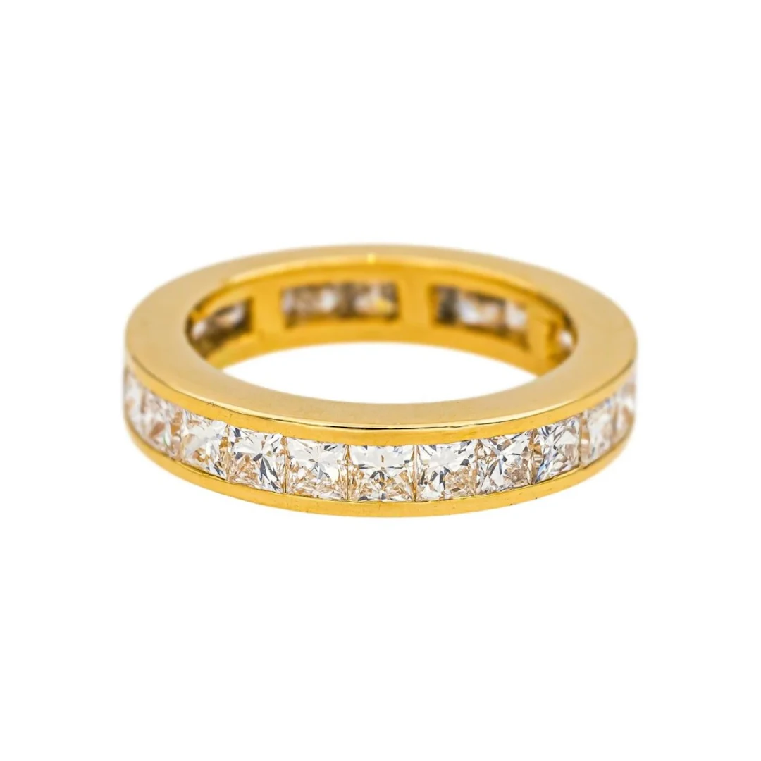 Ring Wedding ring in yellow gold diamond