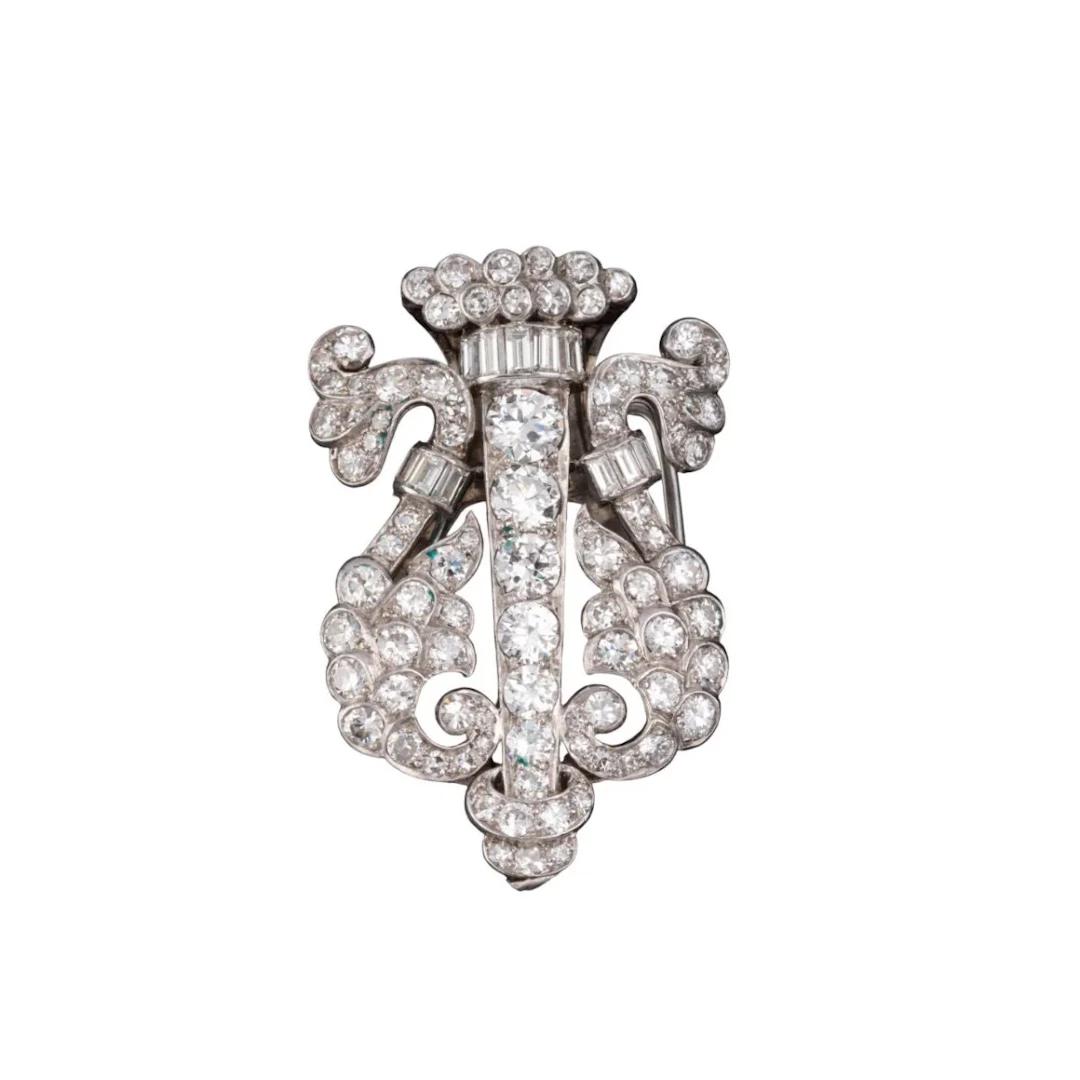 Brooch LYRE in paltinium and diamonds