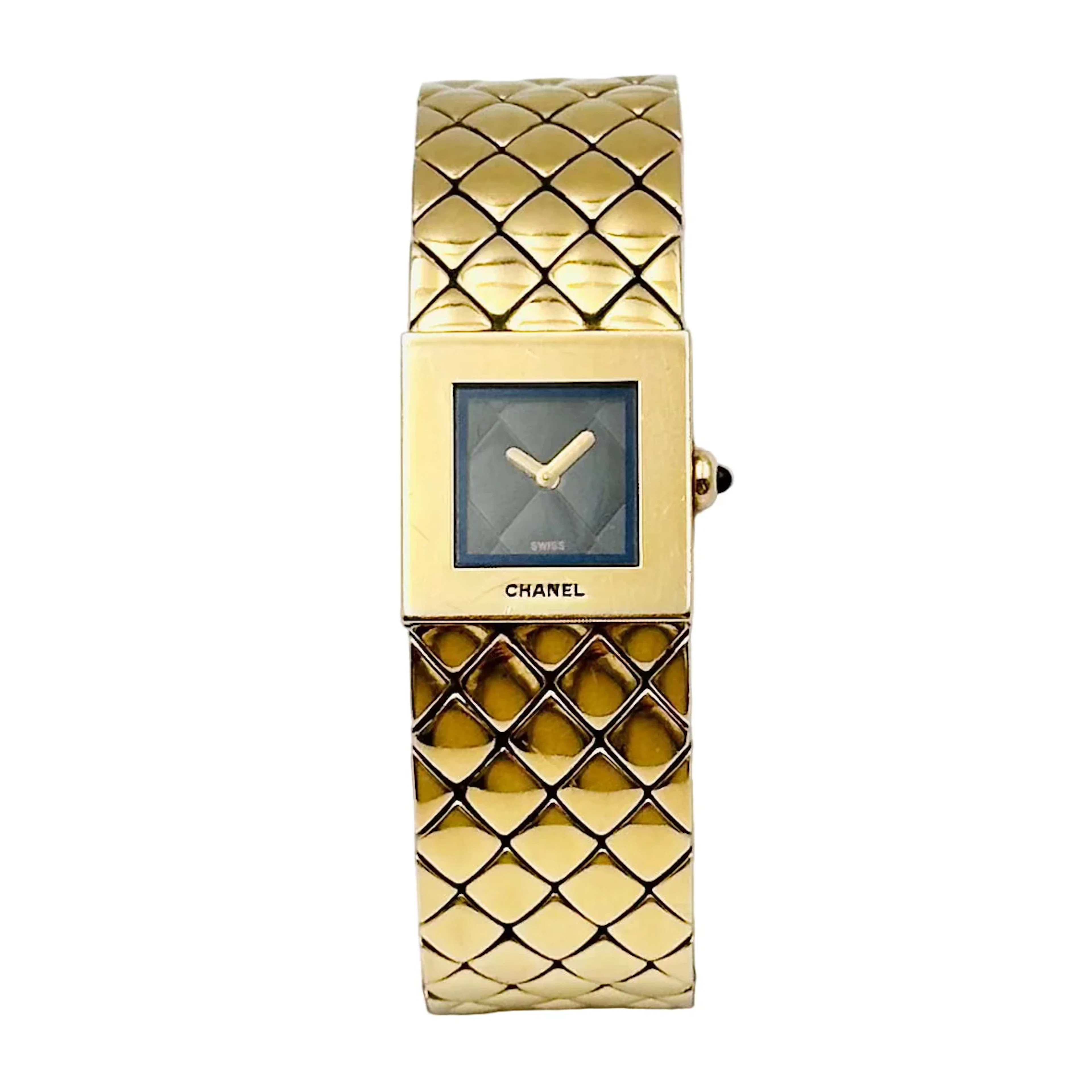 CHANEL "Matelassé" watch in yellow gold