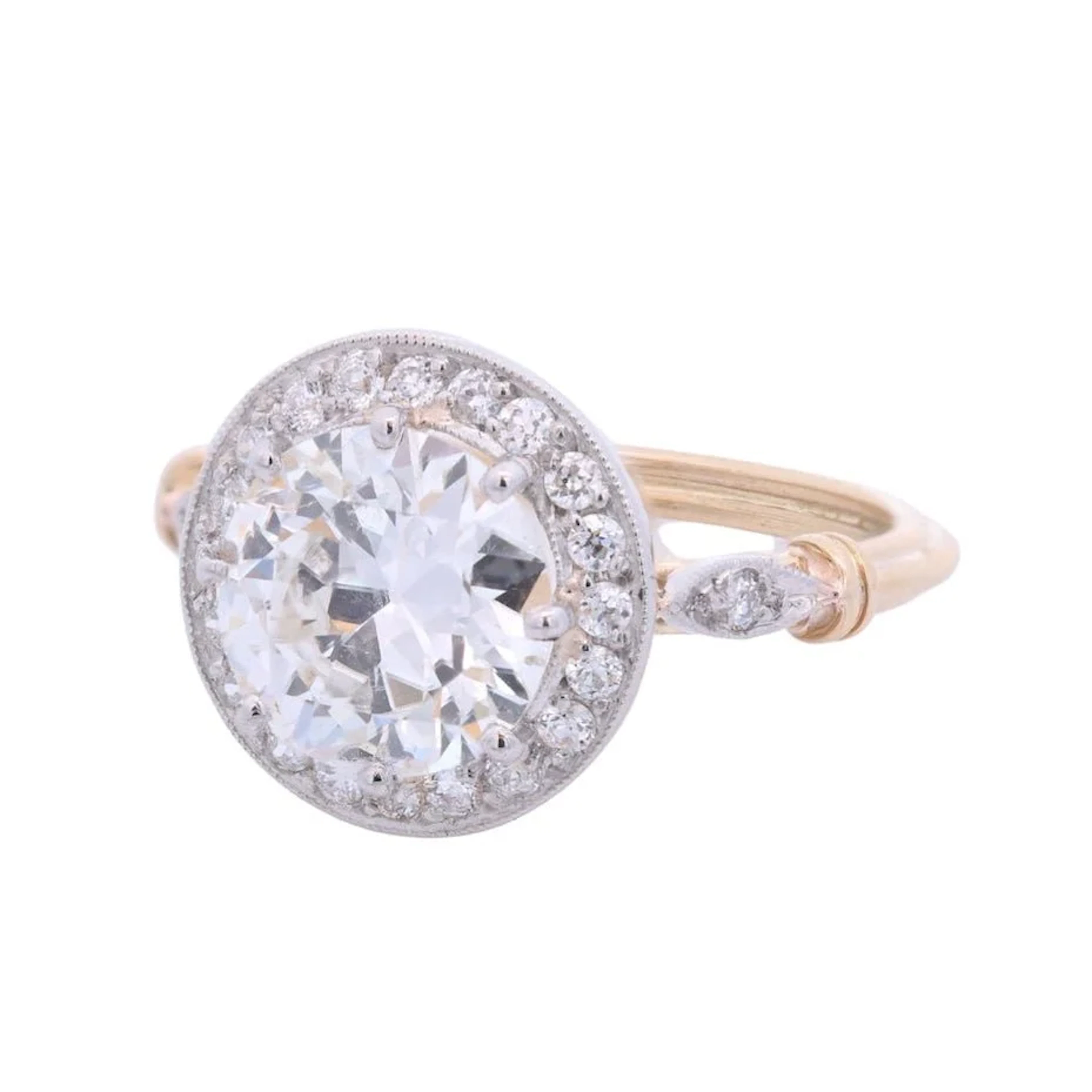 Entourage Ring in yellow gold, Platinum, and Diamonds