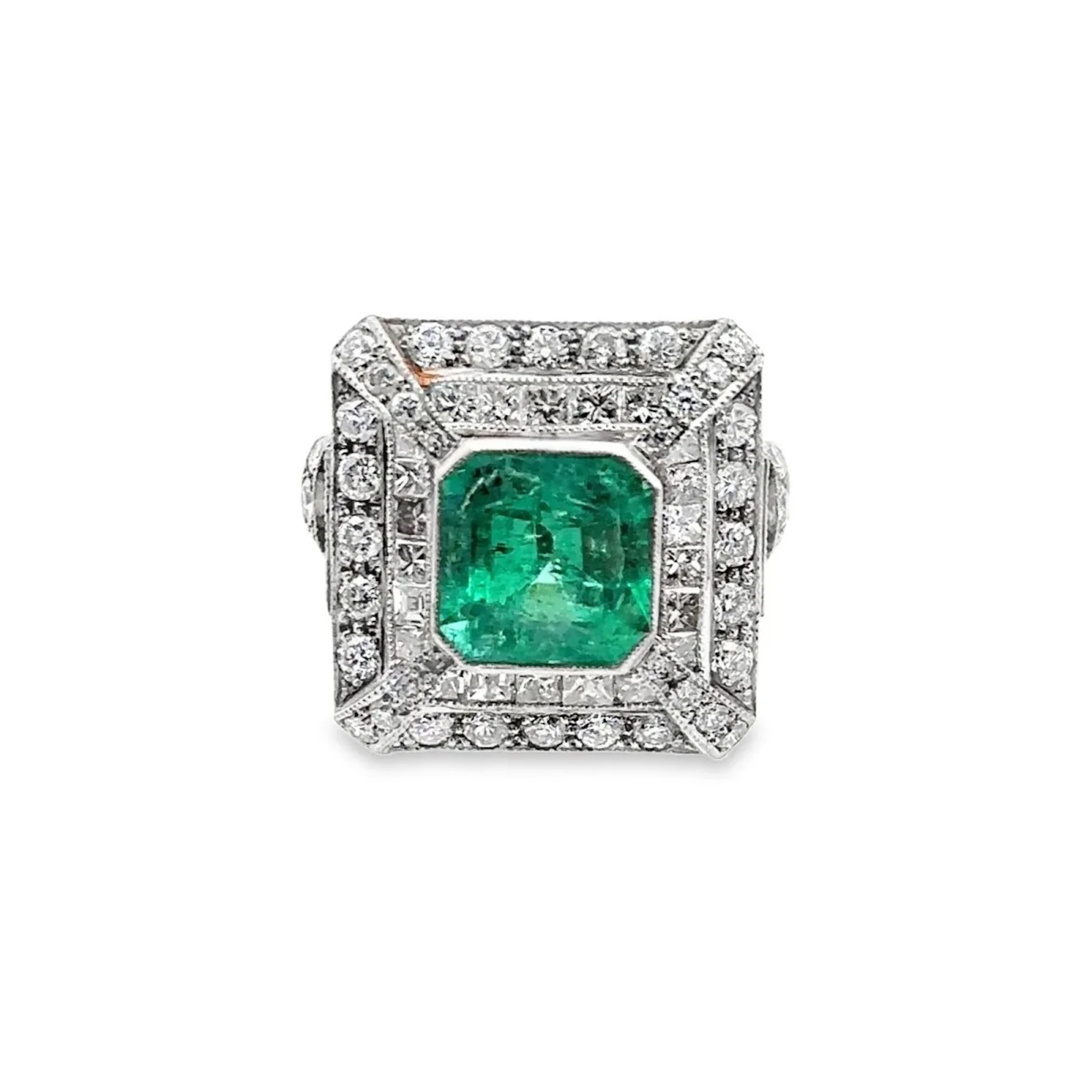 Cocktail Ring in White Gold, Emerald, and Diamonds