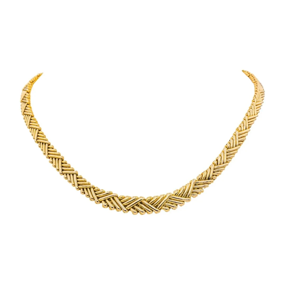 Maille necklace in yellow gold