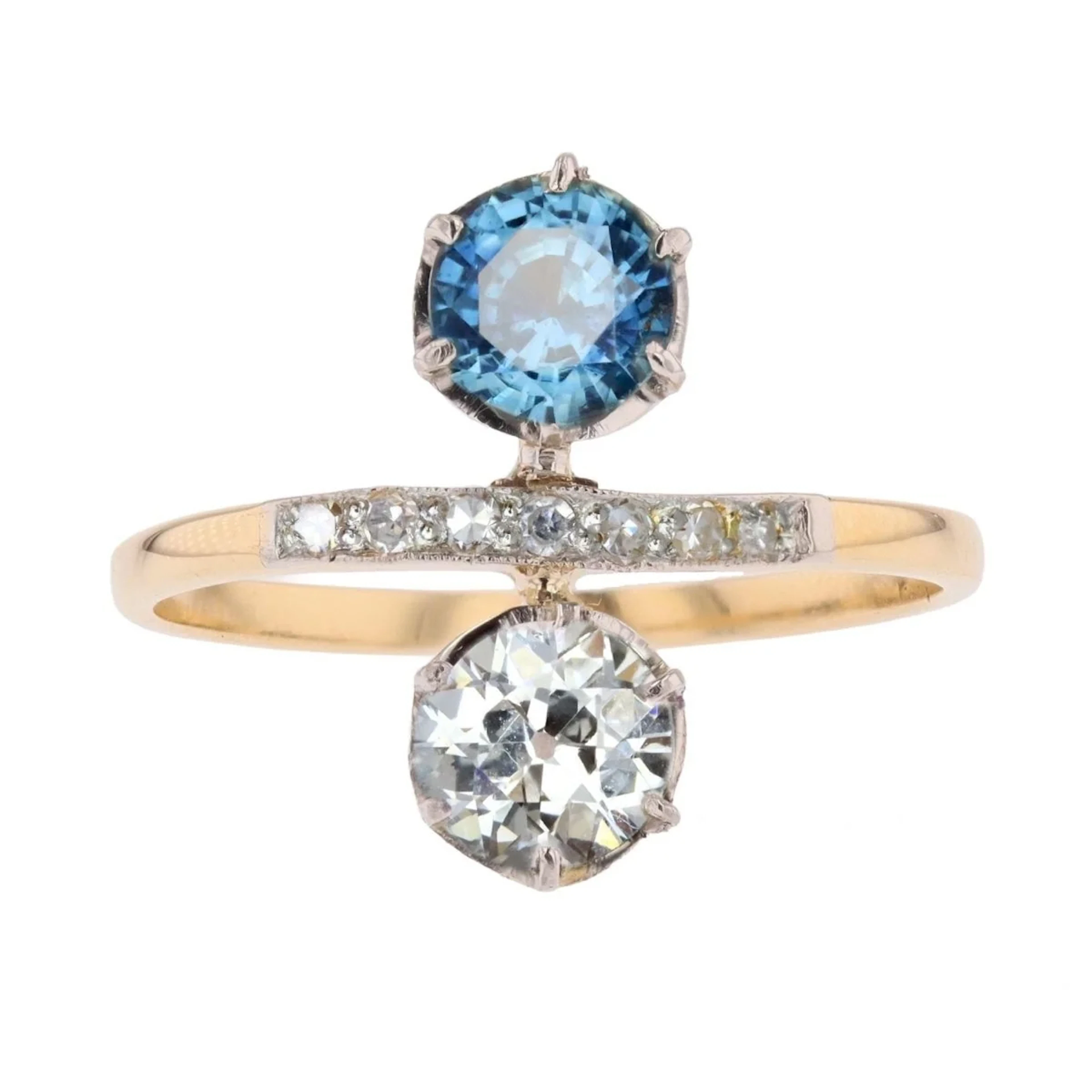"Toi & Moi" Ring in Yellow Gold, Sapphire, and Diamonds