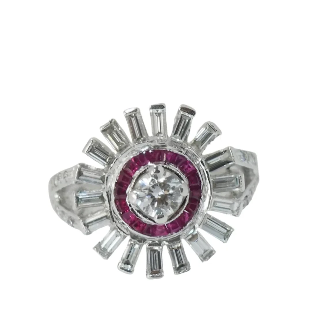 Ring Solitaire in white gold, ruby and diamonds
