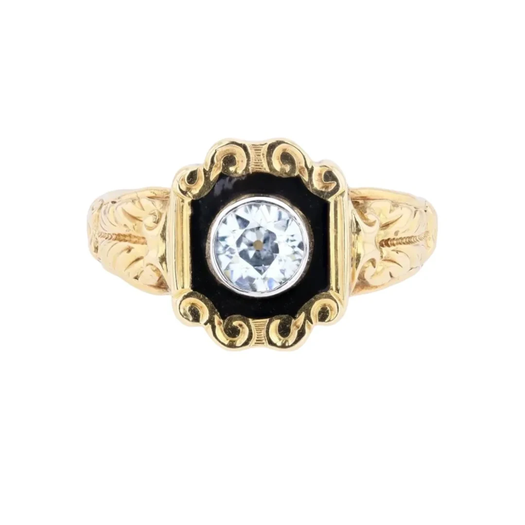 Yellow gold, Enamel, and Diamond ring