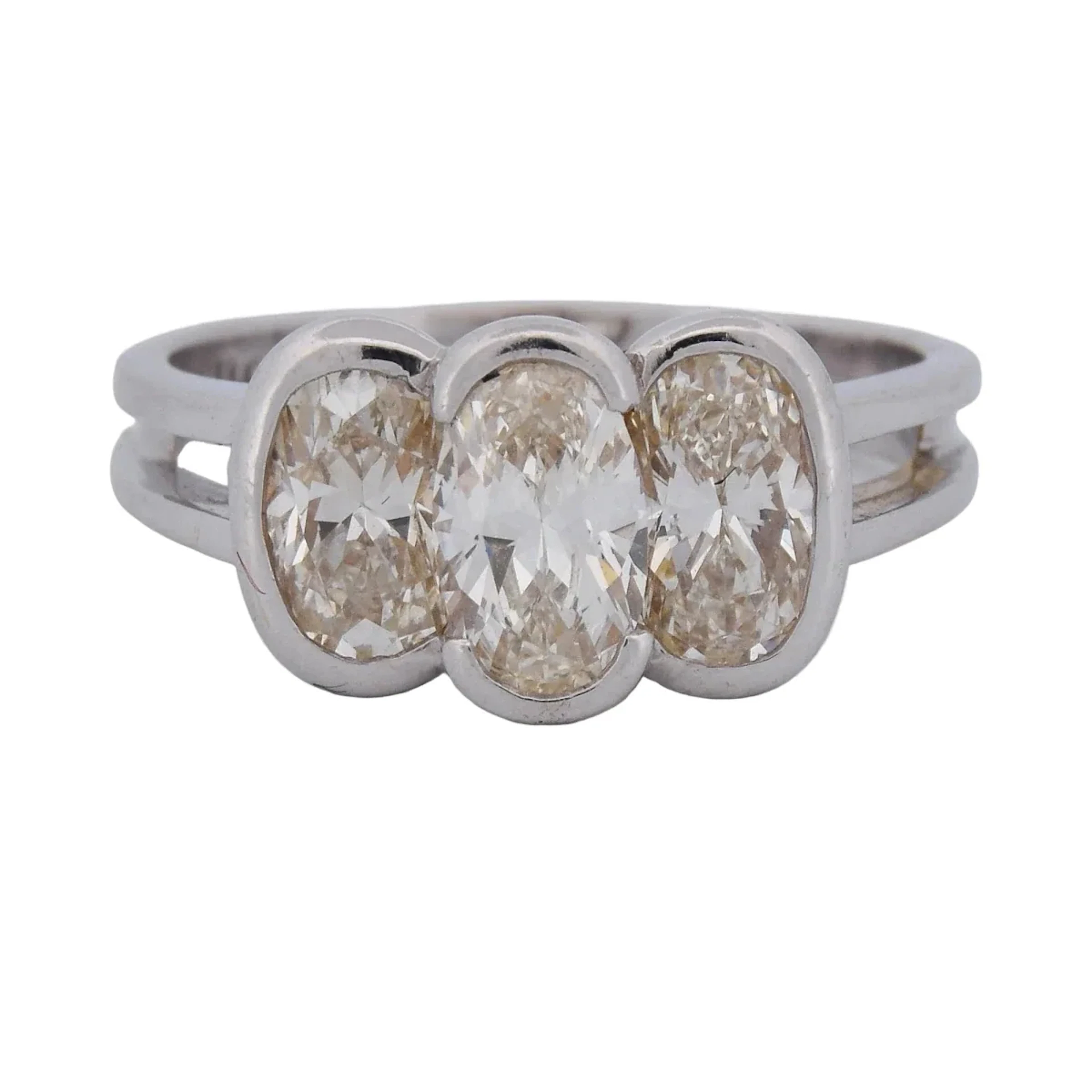 Bague Trilogie en or blanc et diamants