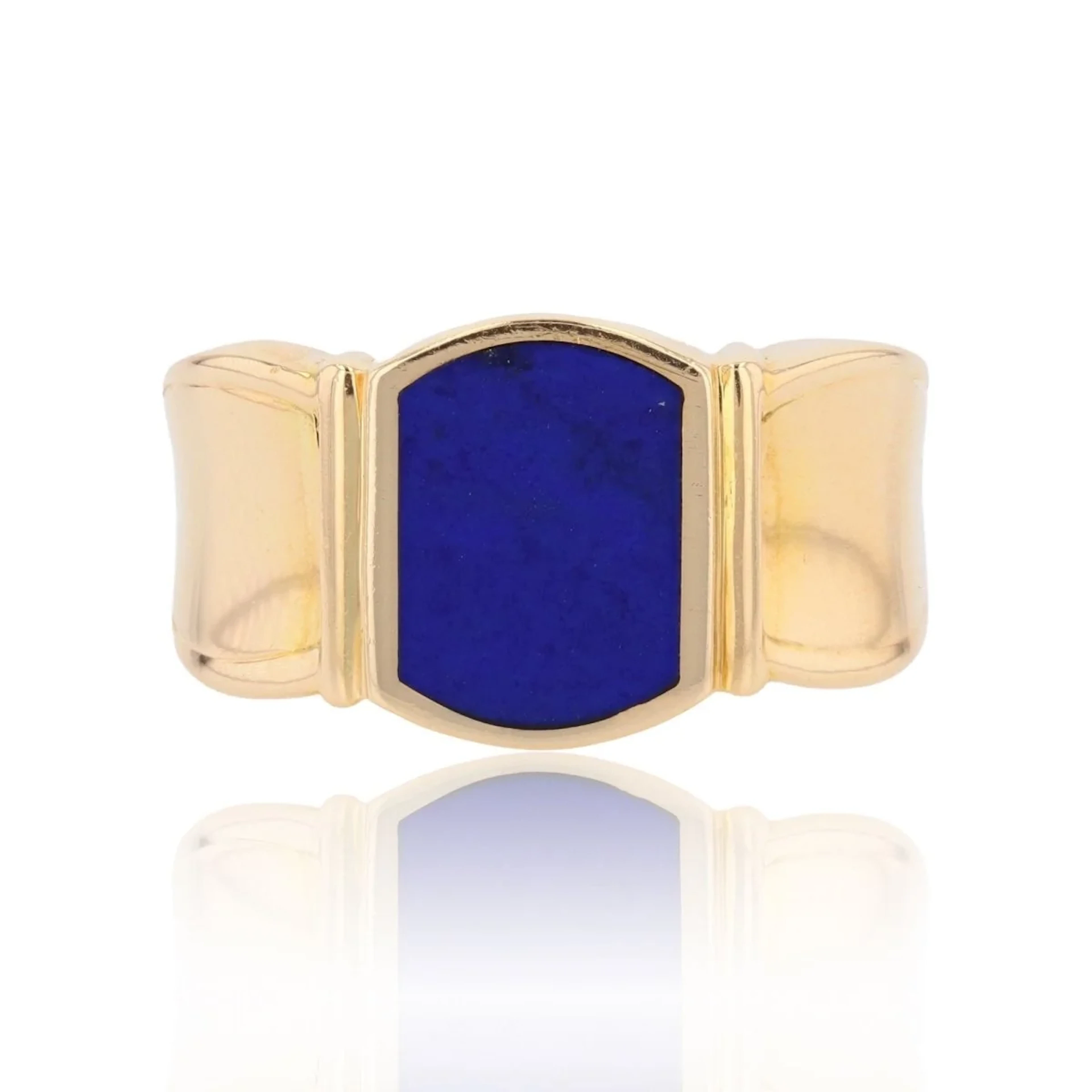 Ring signet ring in yellow gold and lapis lazuli