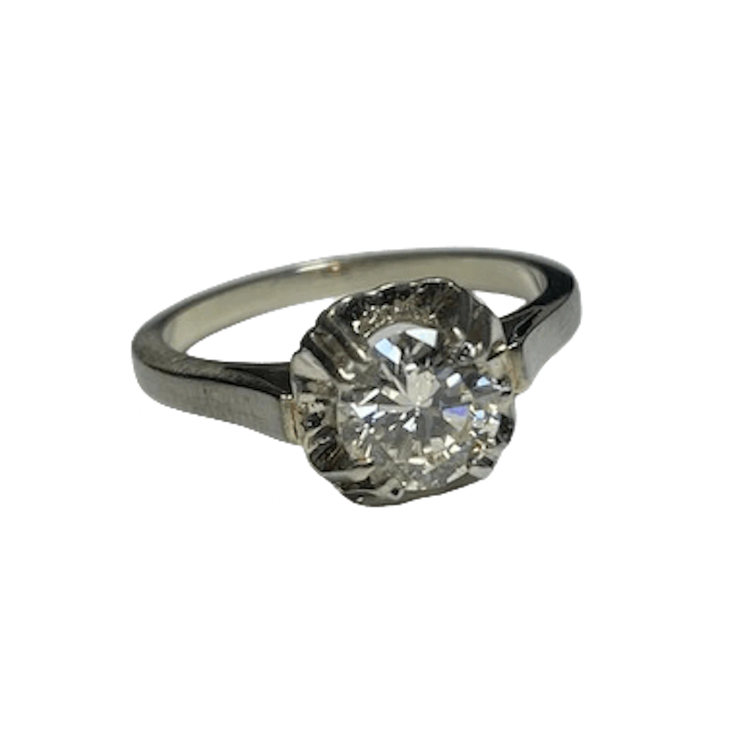 Solitaire Ring in White Gold, Platinum, and Diamond