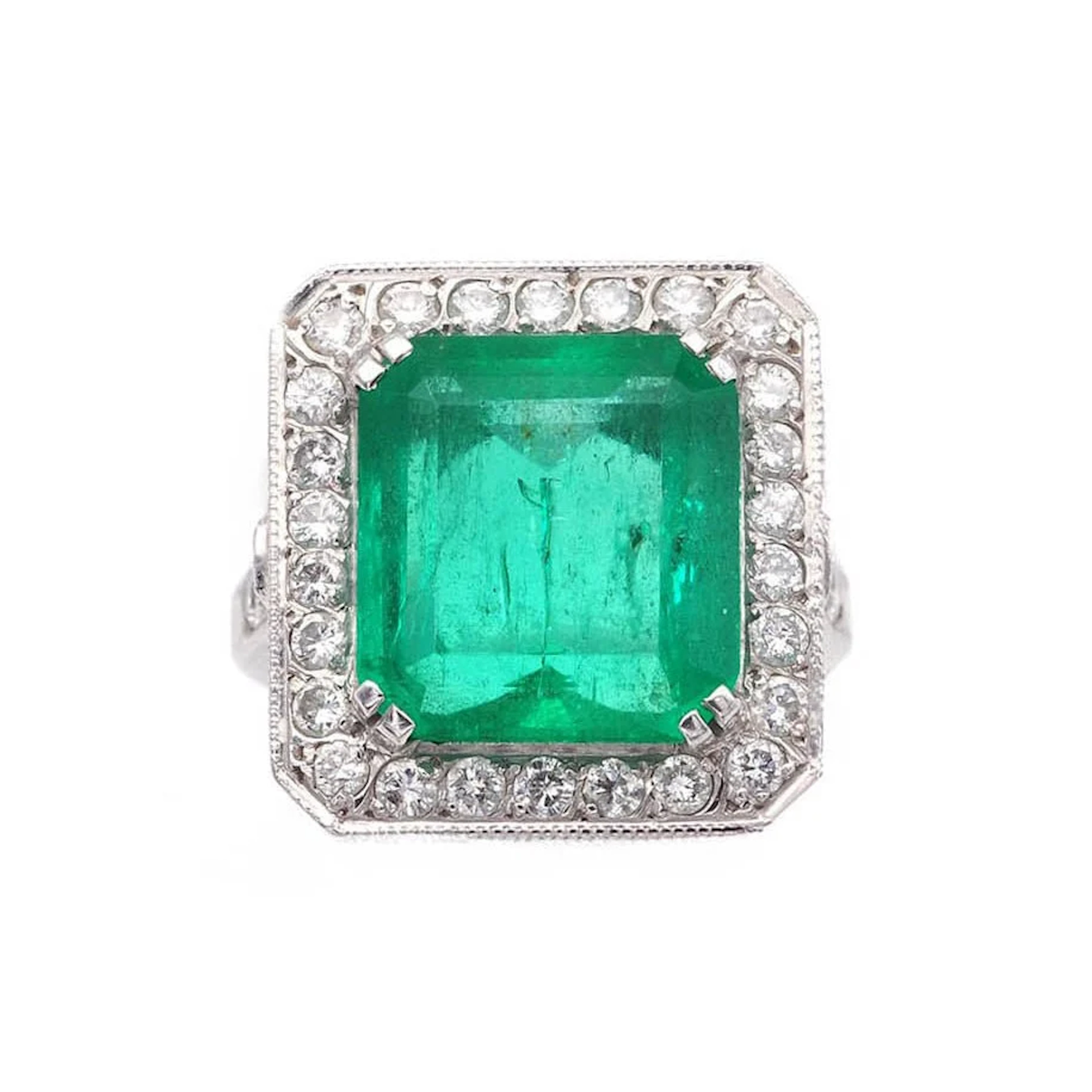 "Entourage" Ring in White Gold, Emerald, and Diamonds
