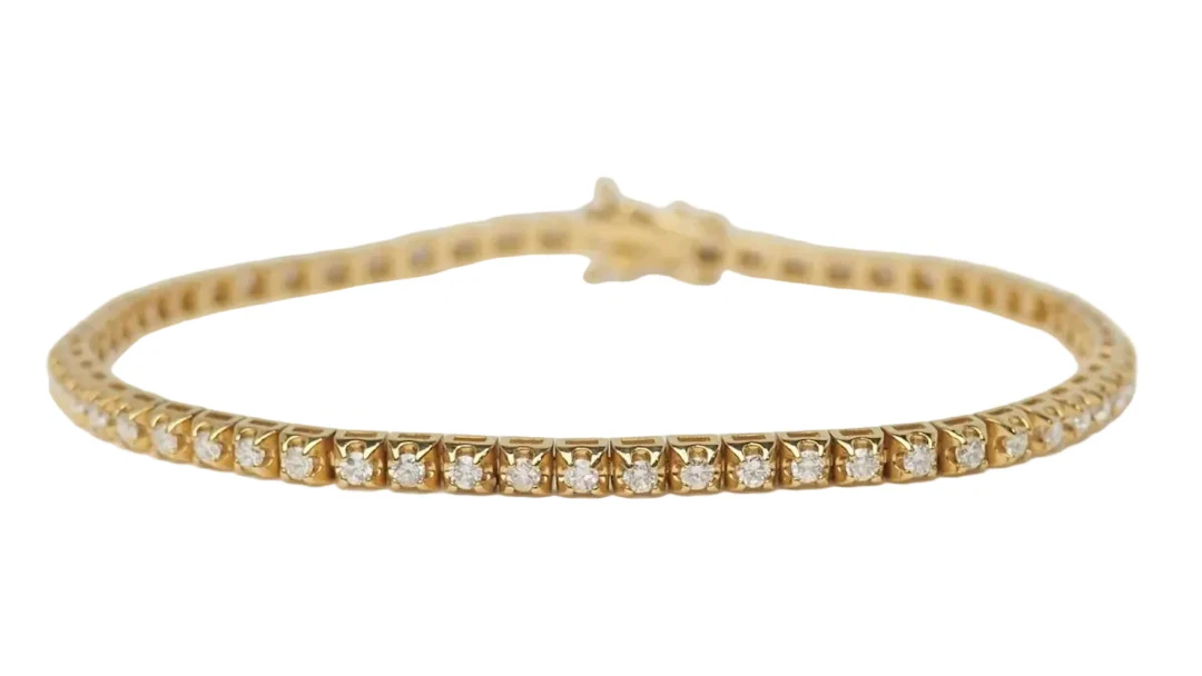 Bracelet Line in yellow gold and diamonds
