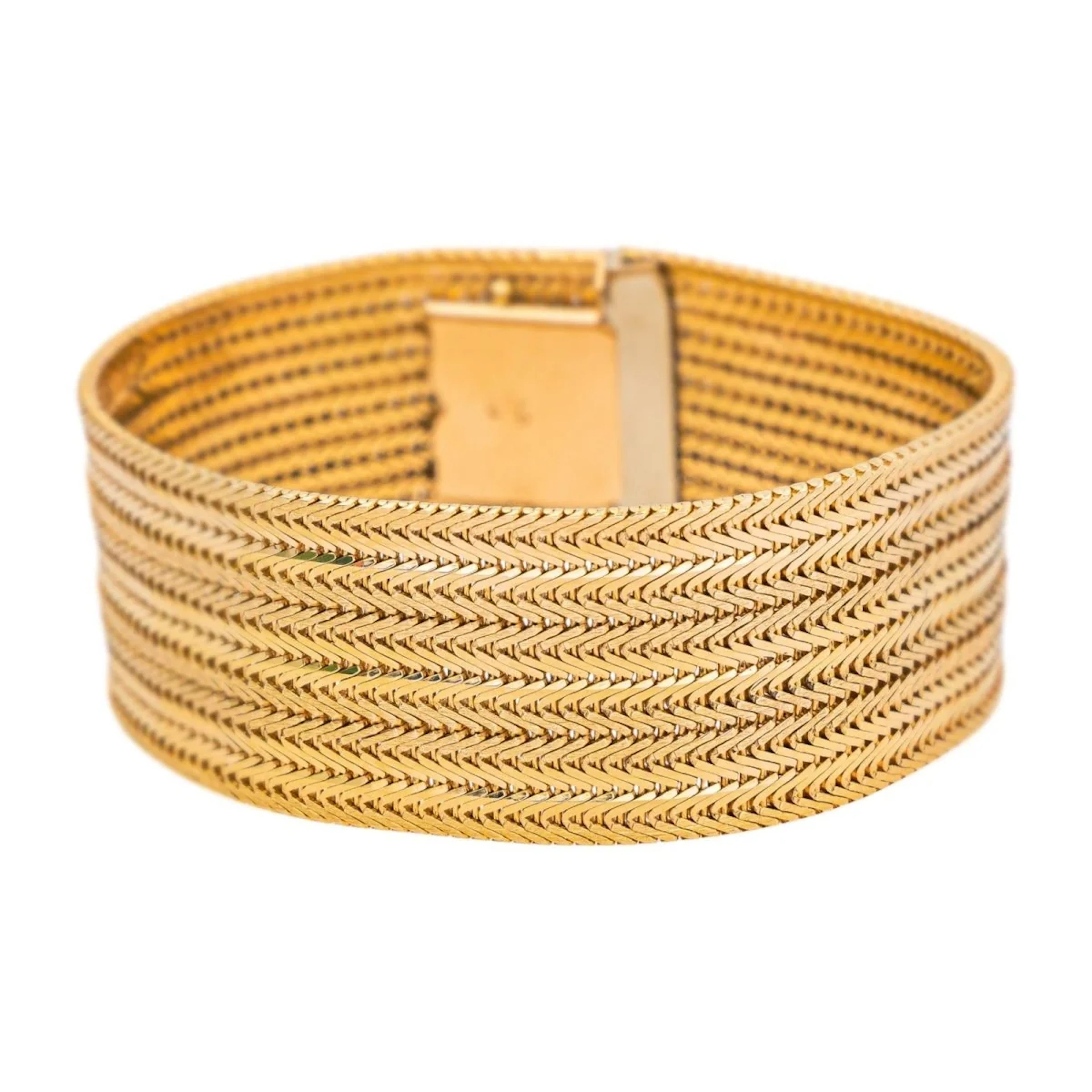 Yellow gold cuff bracelet