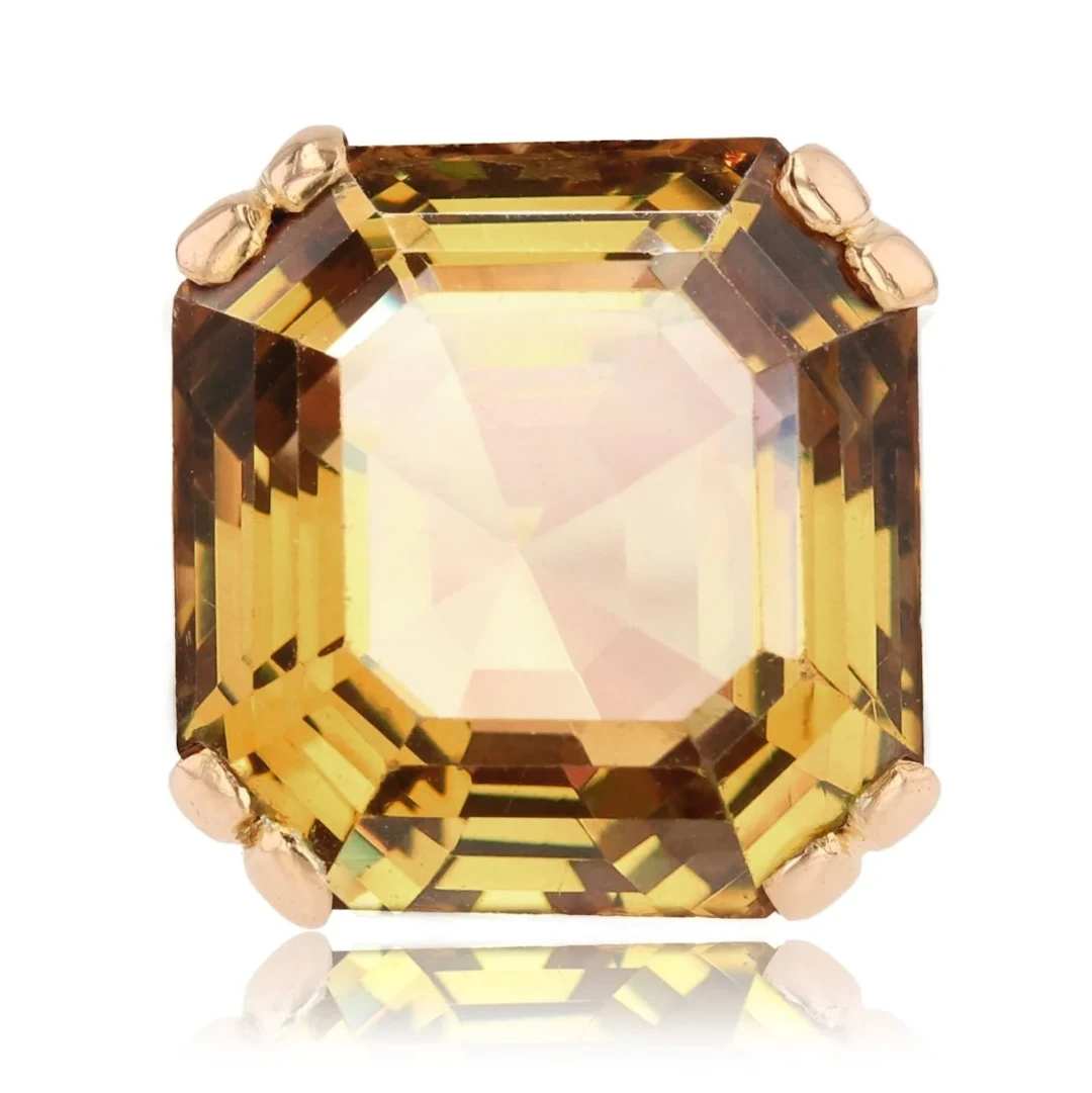 Cocktail ring in pink gold and citrine