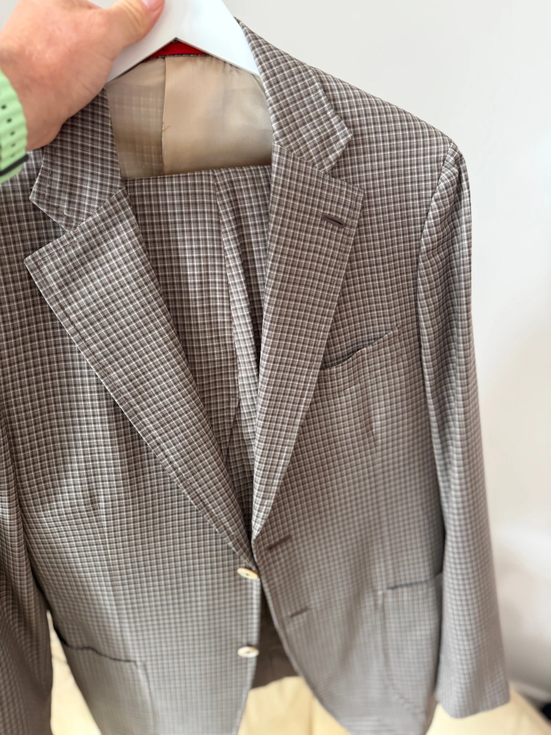 Isaia · Suits