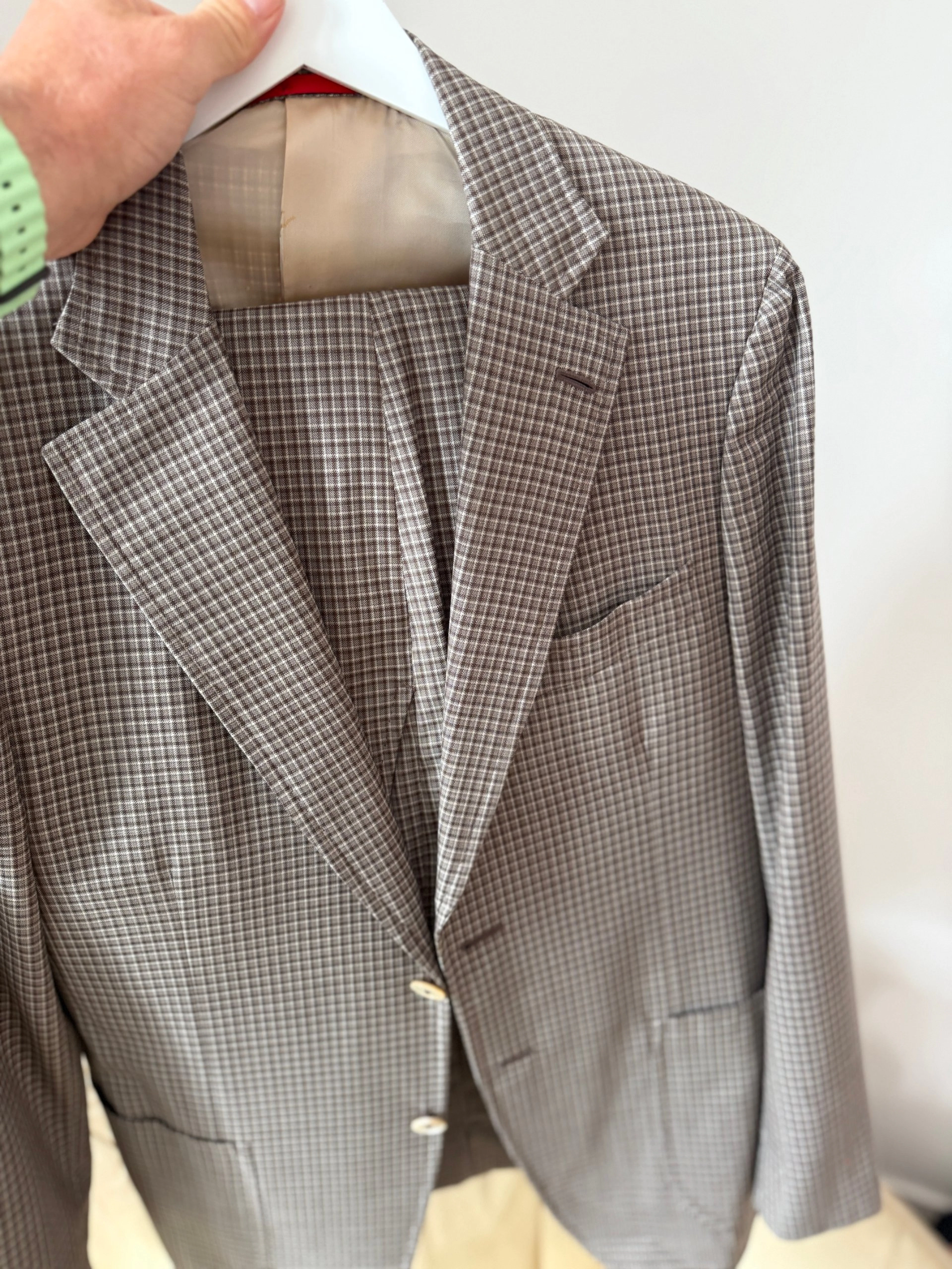 Isaia · Suits