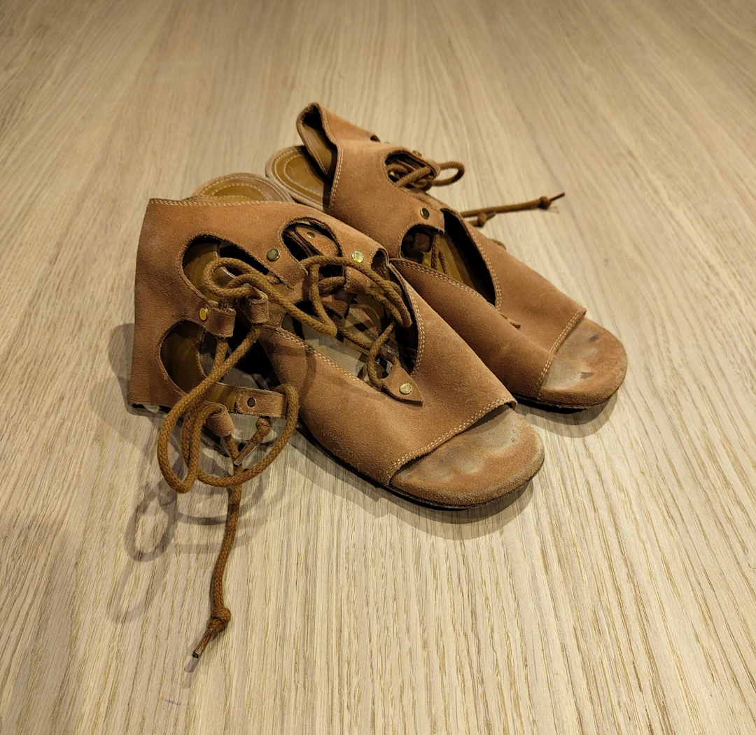 Chloé · Sandals · Suede