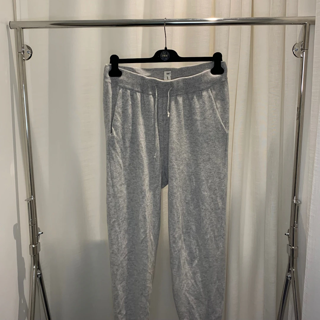 Soft Goat · Trousers · Cashmere