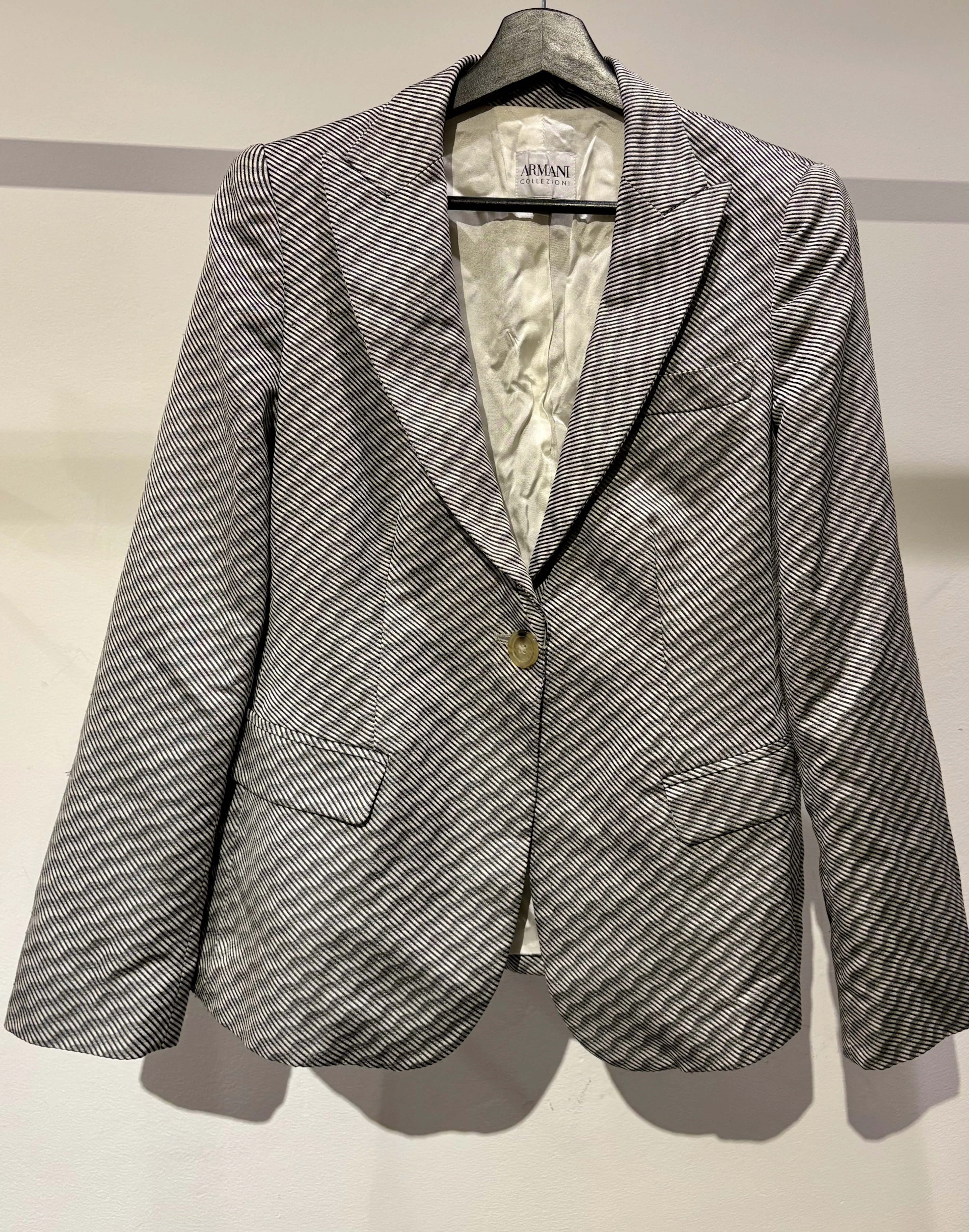 Armani Collezioni · Jackets · Polyester
