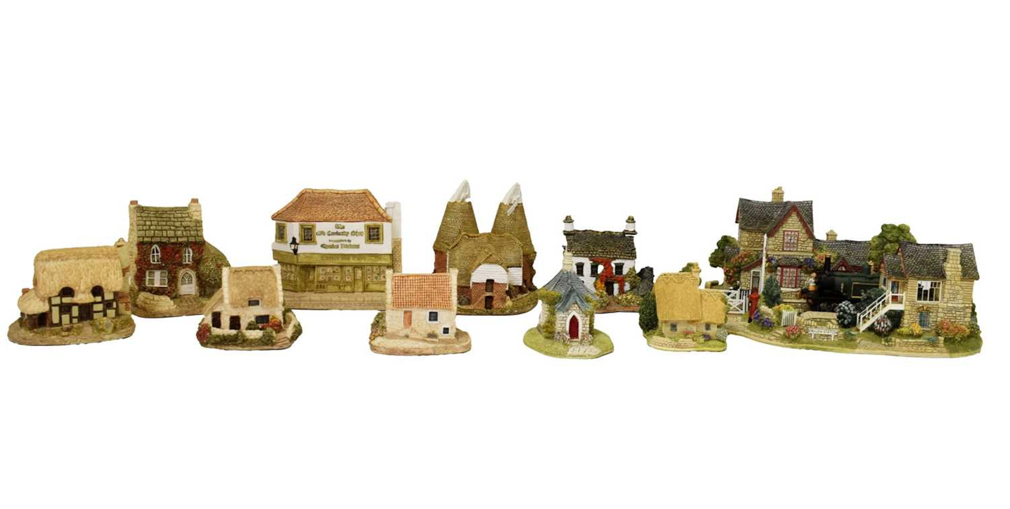 Lilliput Lane - Boxed limited edition model, 'Full Steam Ahead'