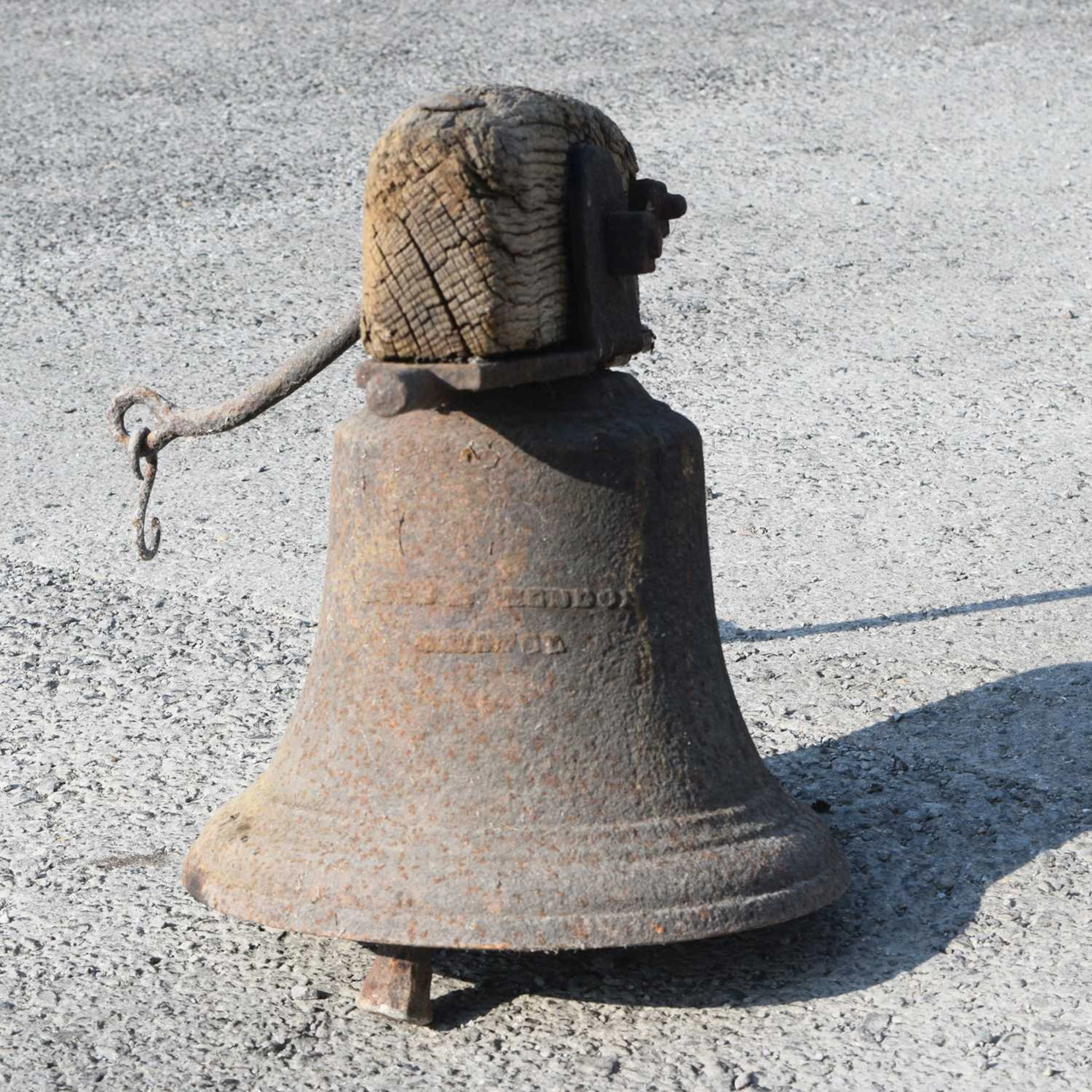 Bristol Interest - Large early Victorian cast iron bell, Bush & Beddoe