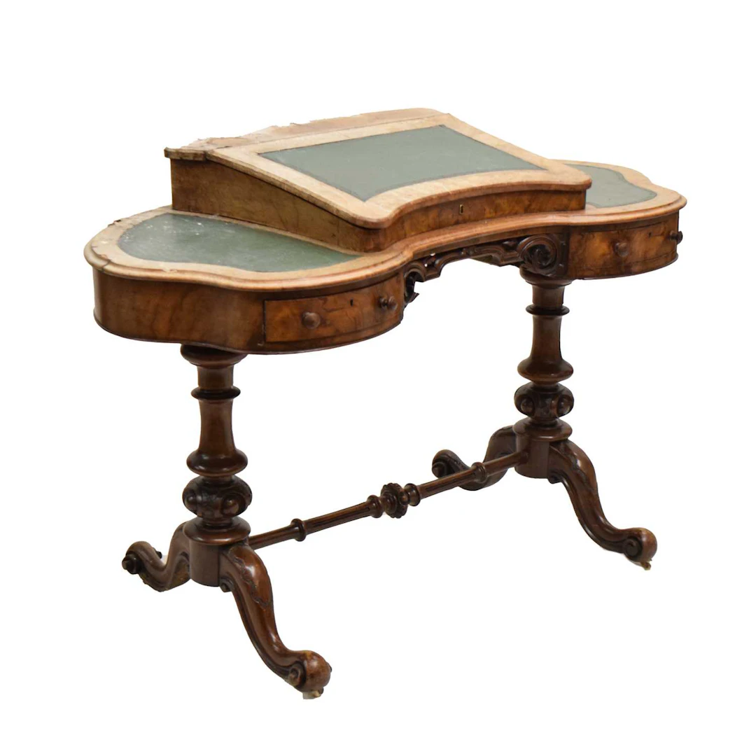Victorian walnut kidney shaped desk
