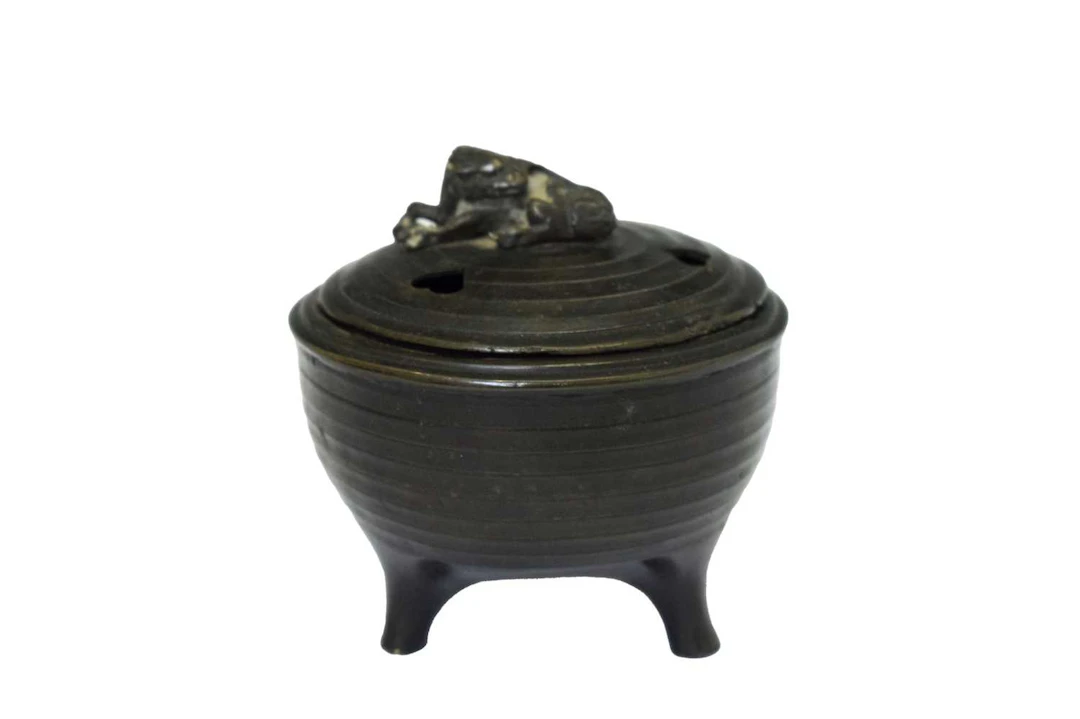 Japanese bronze incense burner or koro
