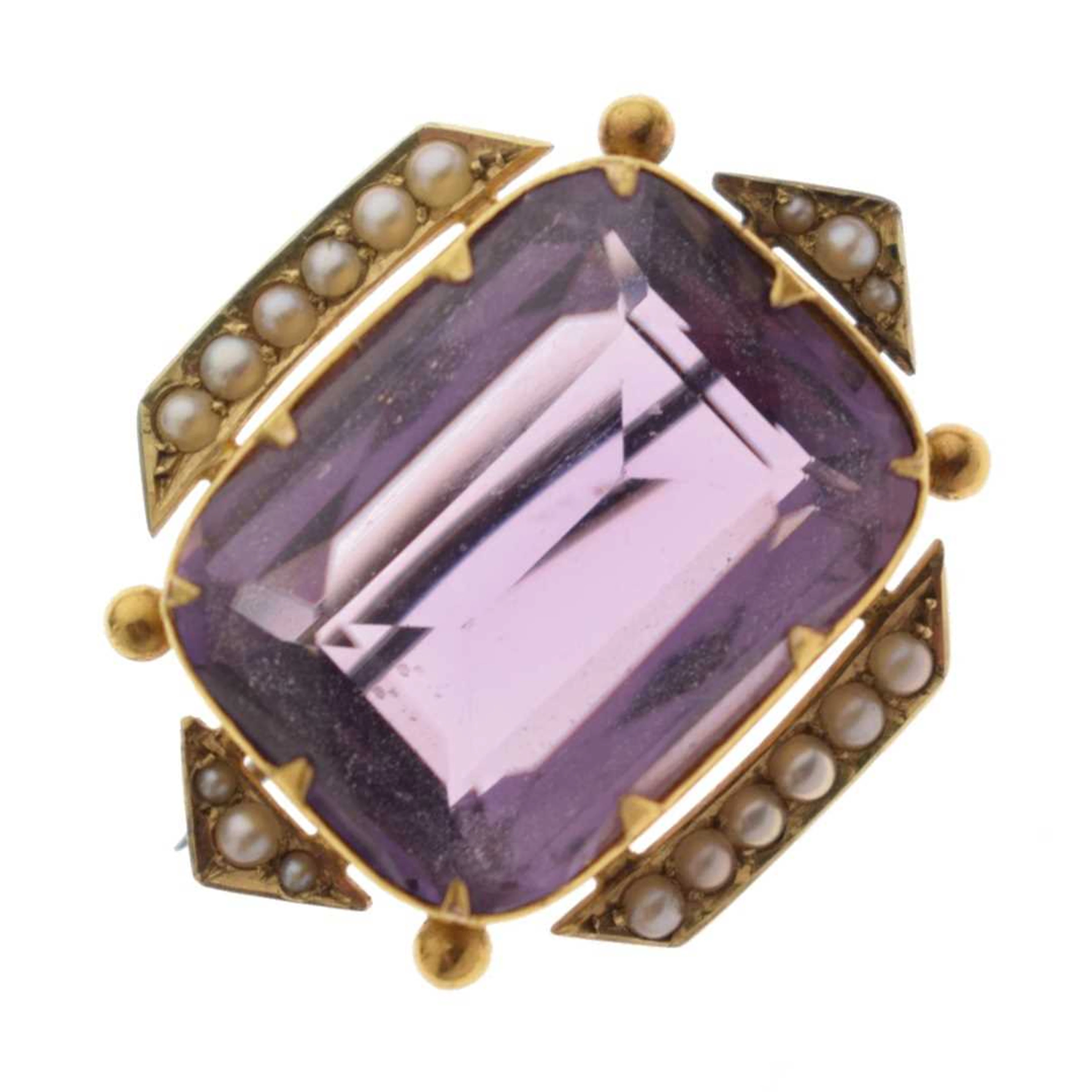 Late Victorian/Edwardian amethyst seed pearl brooch