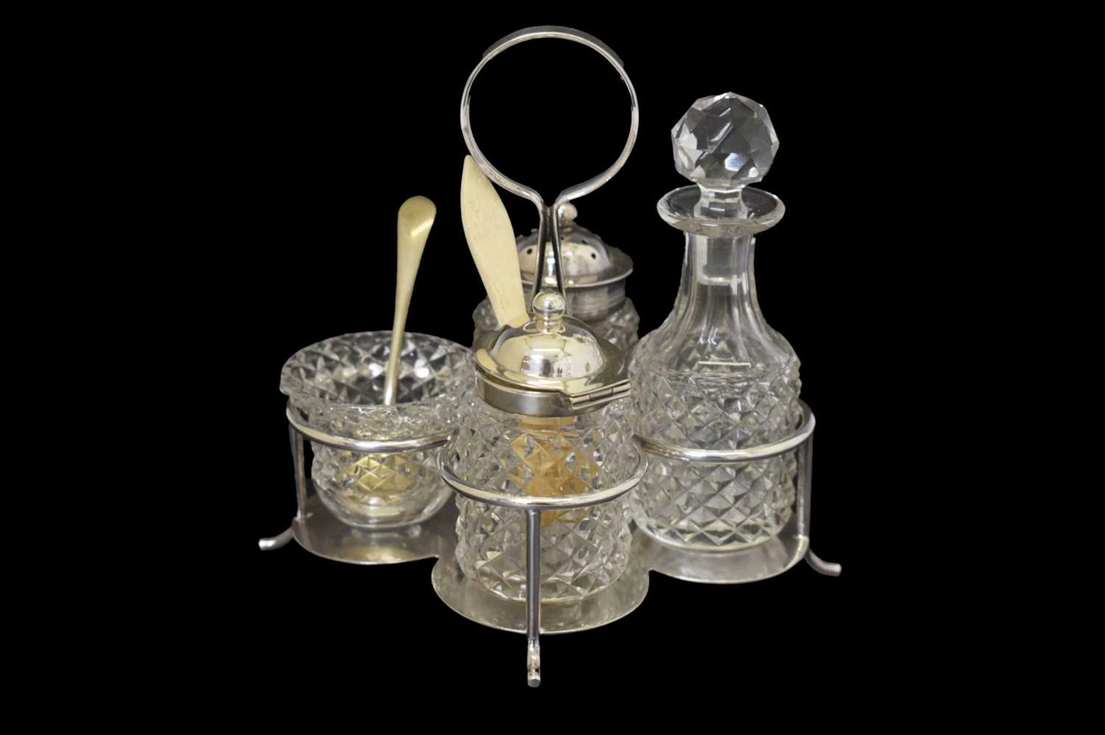George V silver cruet stand