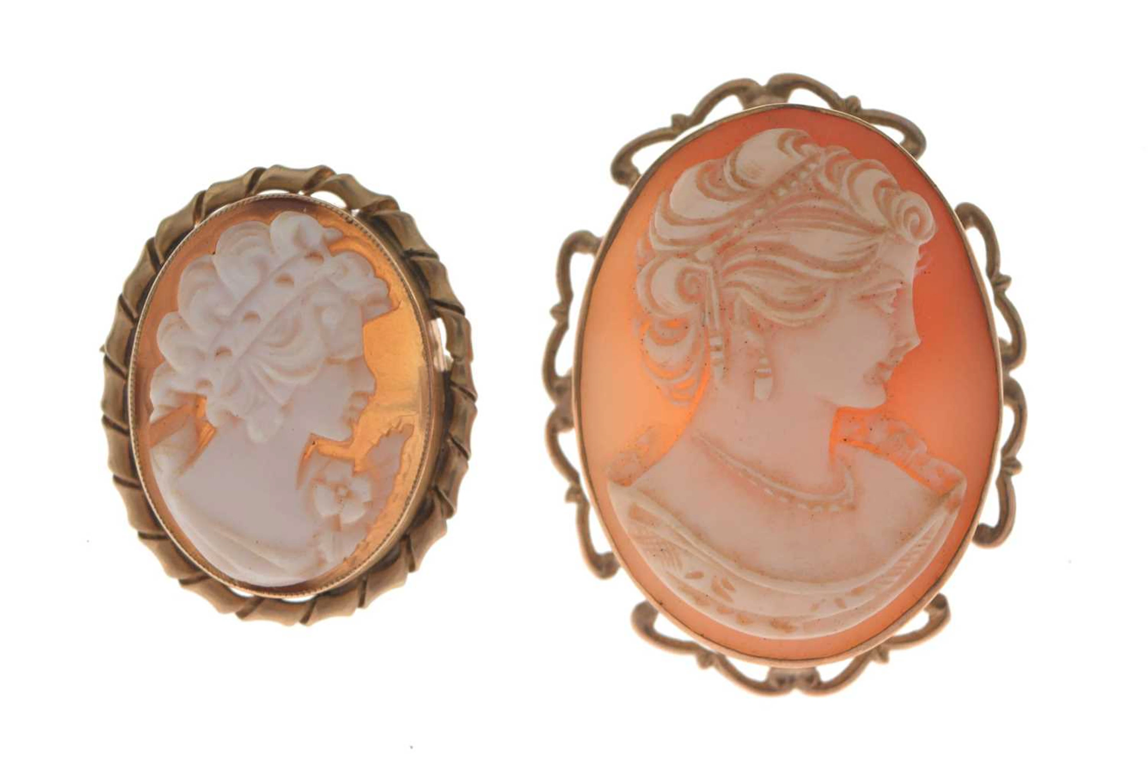 Two vintage 9ct gold cameo brooches