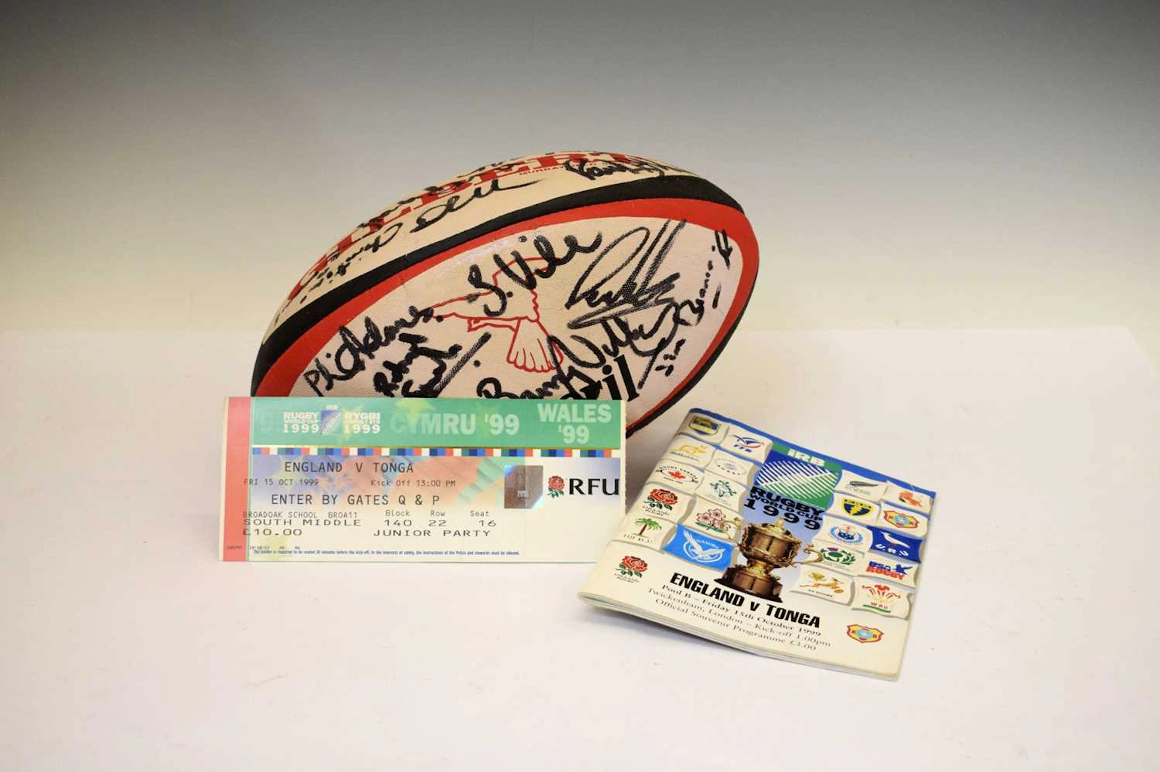 Rugby Interest - Bristol Bears signed rugby ball (1999/2000)
