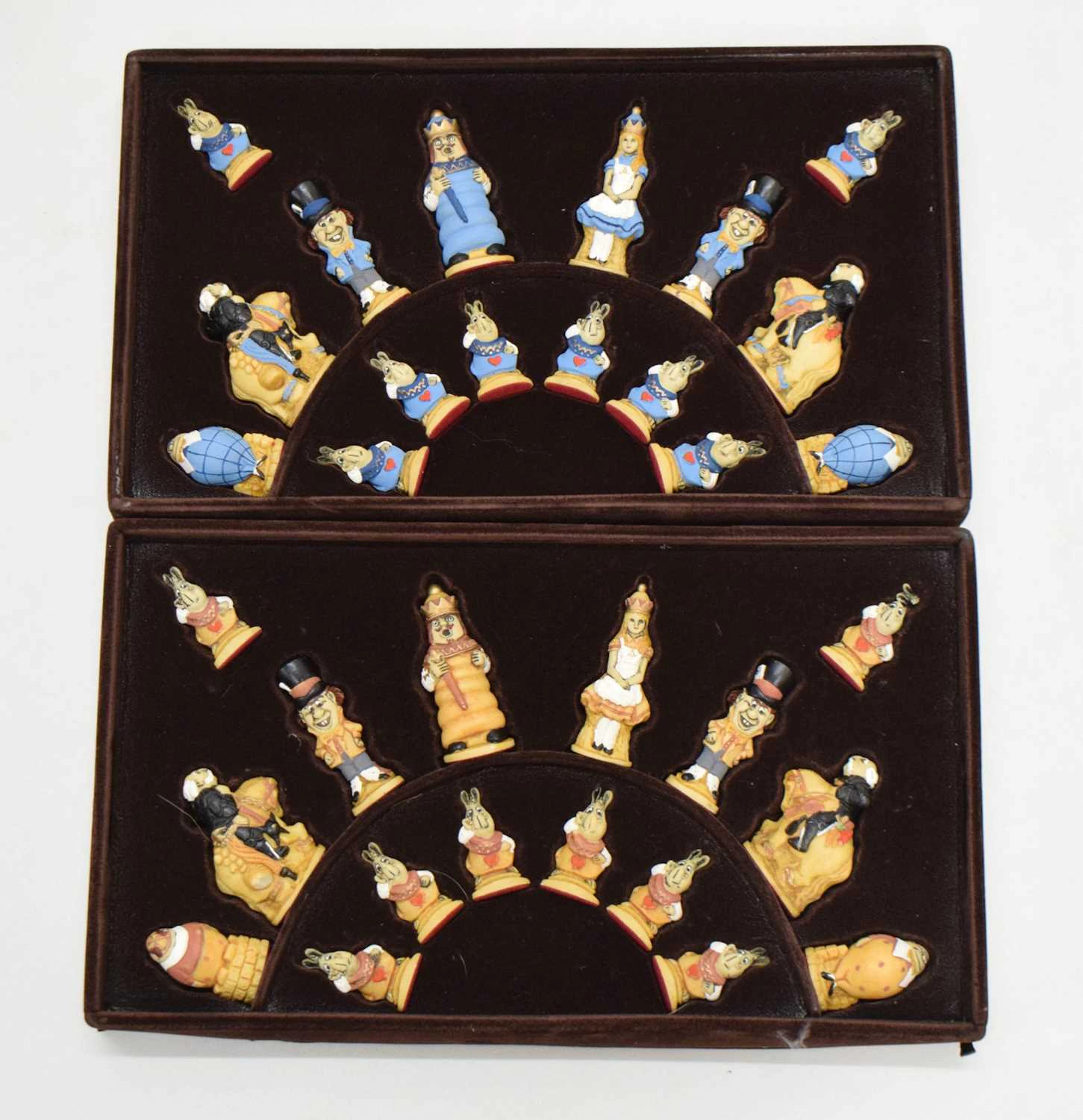 Studio Anne Carlton (SAC) 'Alice in Wonderland' chess pieces