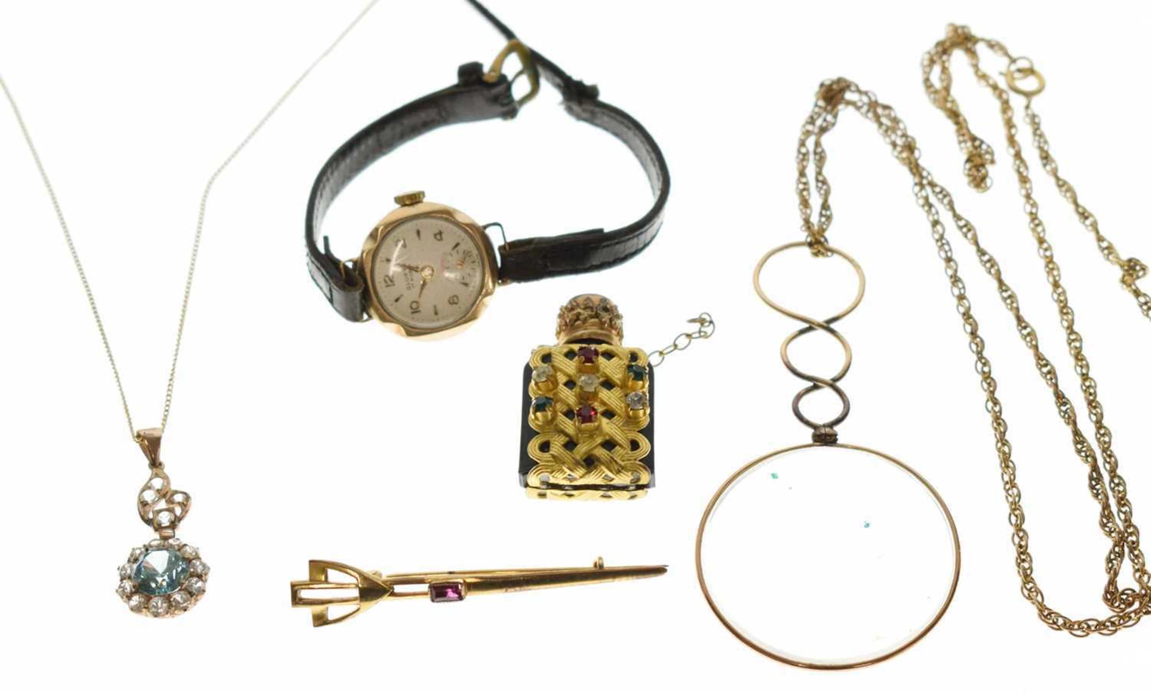 Collection of yellow metal, gold coloured, and gold plated costume jewellery
