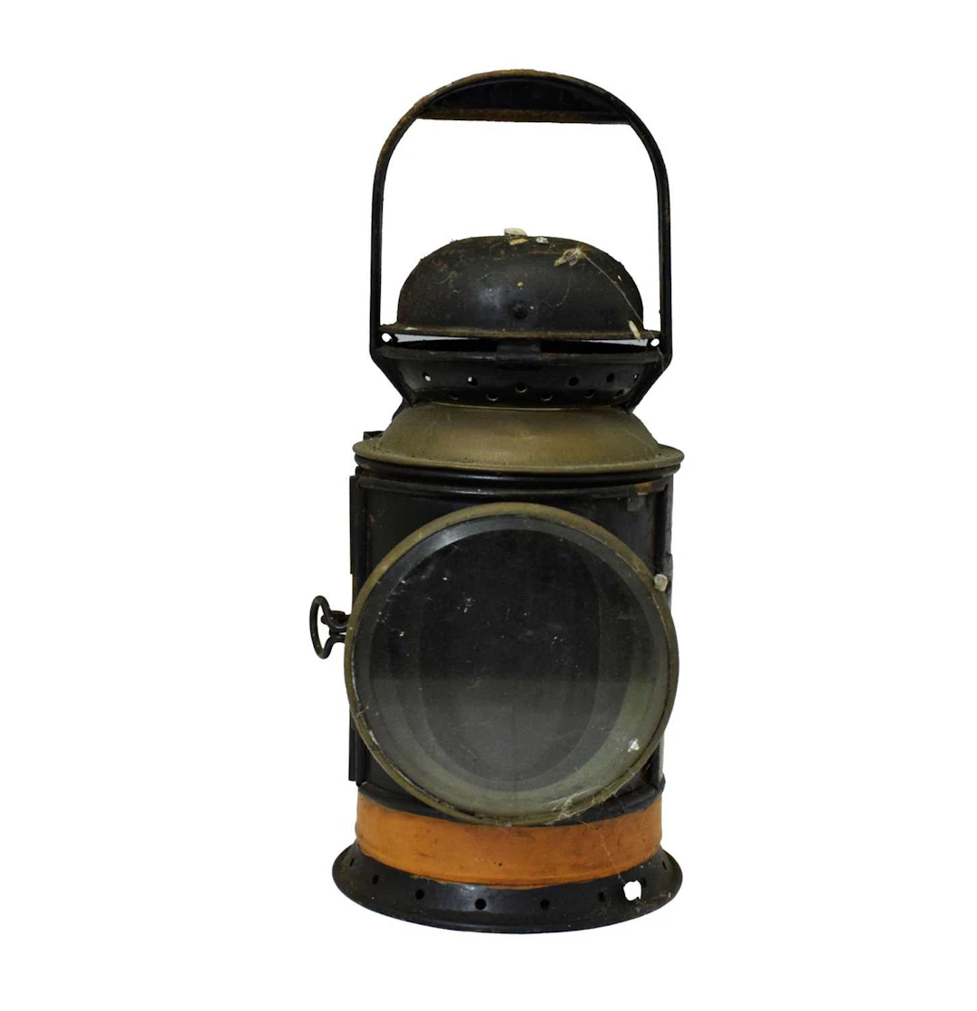Early 20th century British Railways BR (W) hand lamp, by George Polkey