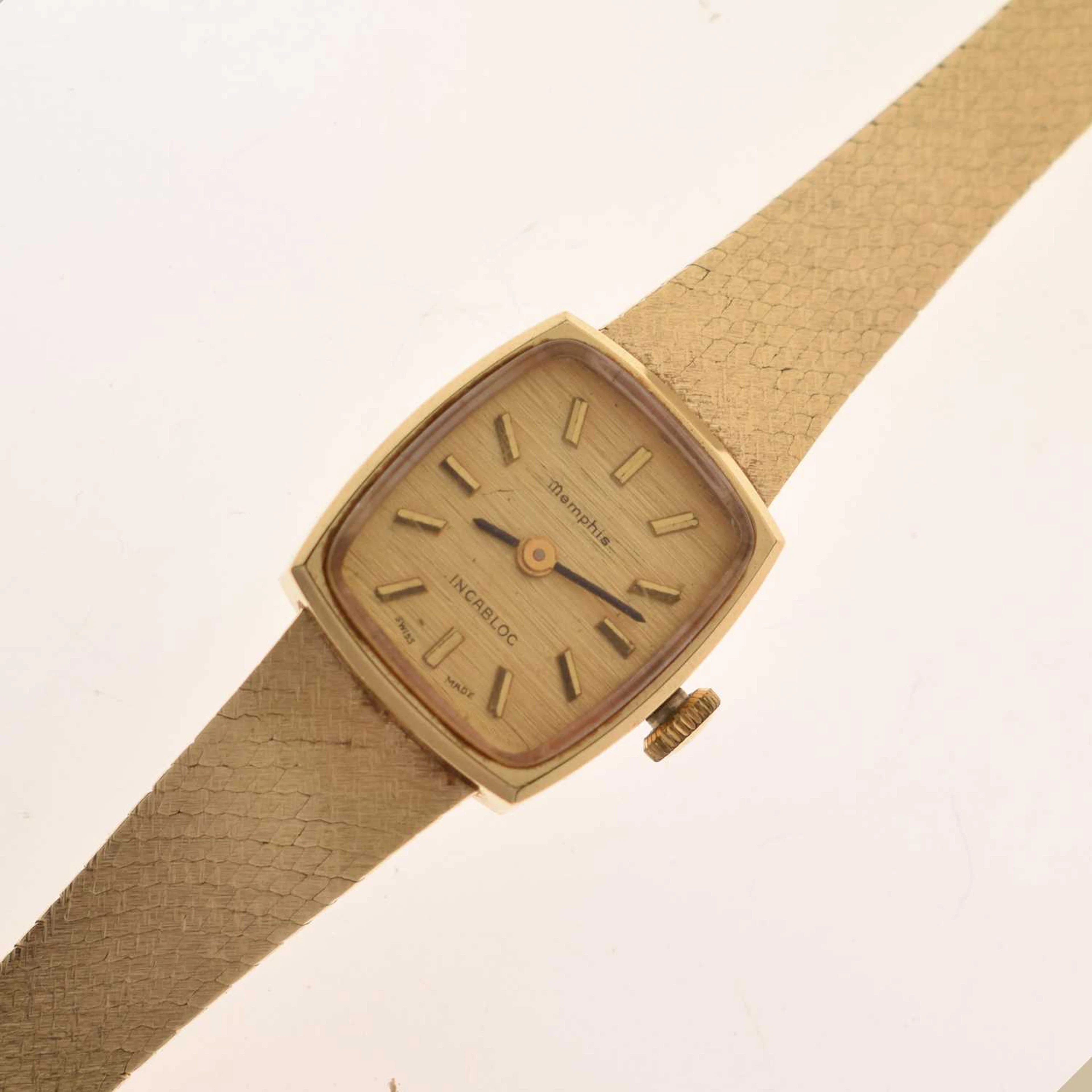 Memphis - Lady's 14k gold bracelet watch