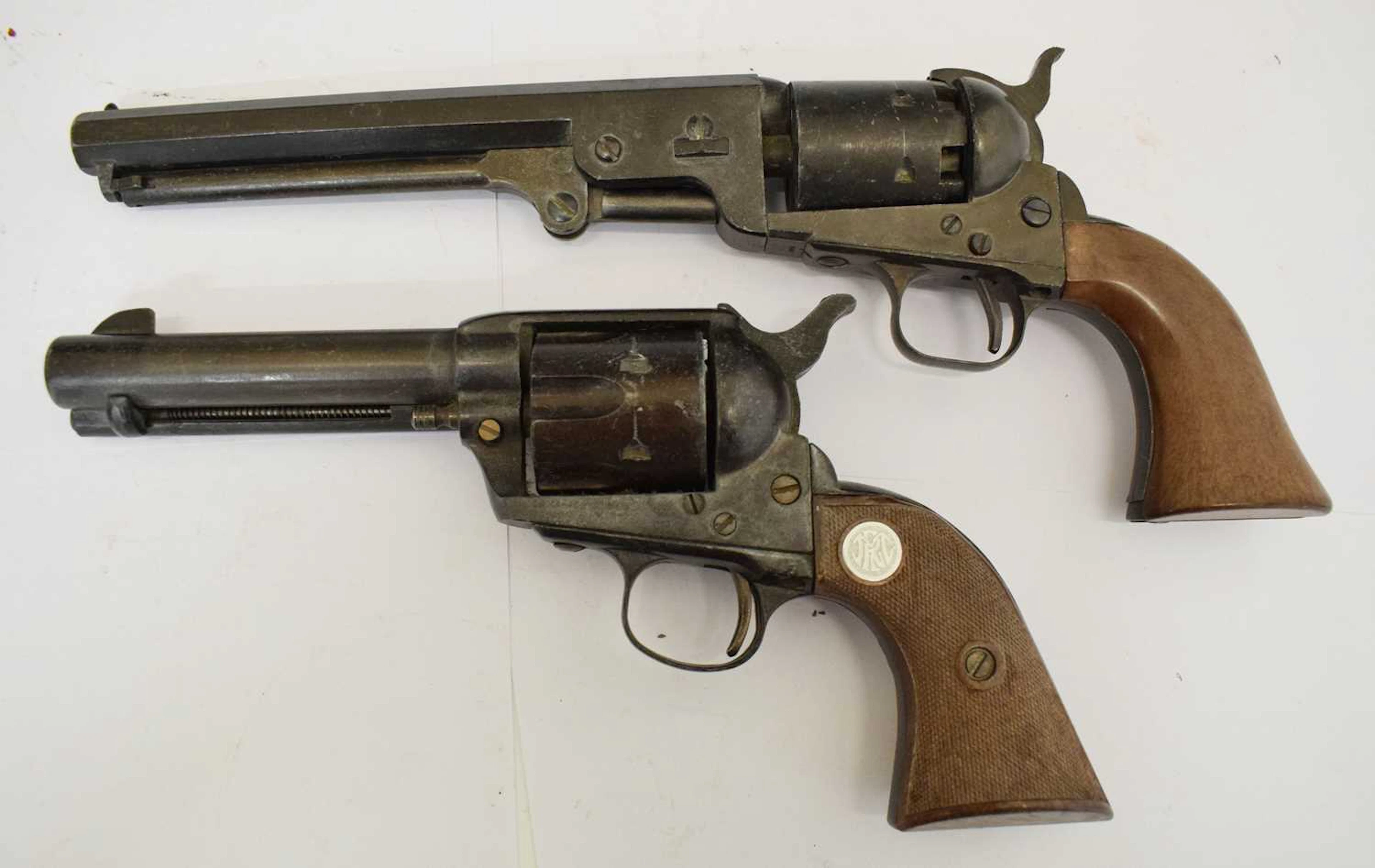 MGC replica Cal. 44-40 Long Blank revolver and replica Colt revolver