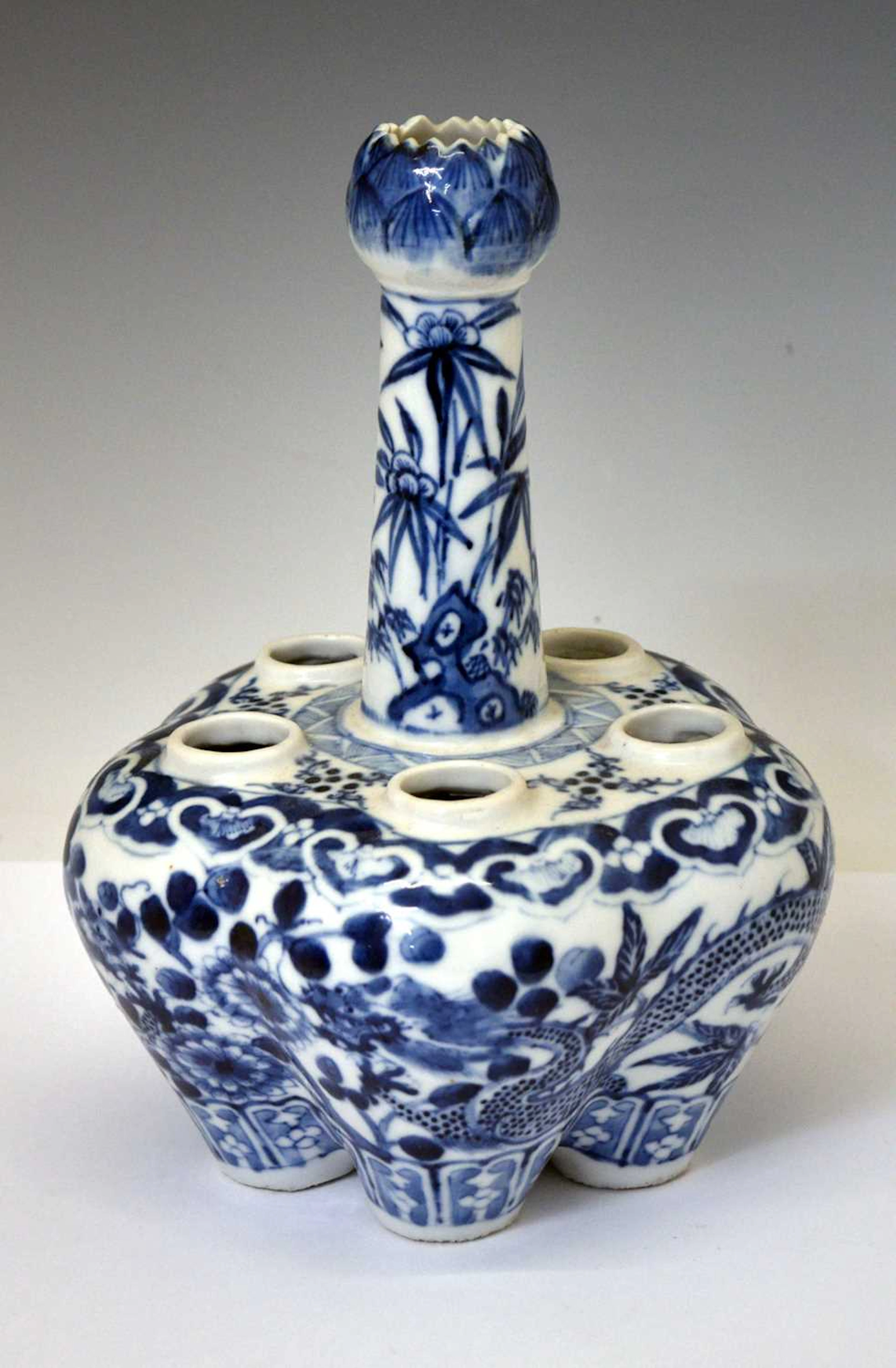 Chinese blue and white porcelain tulip vase