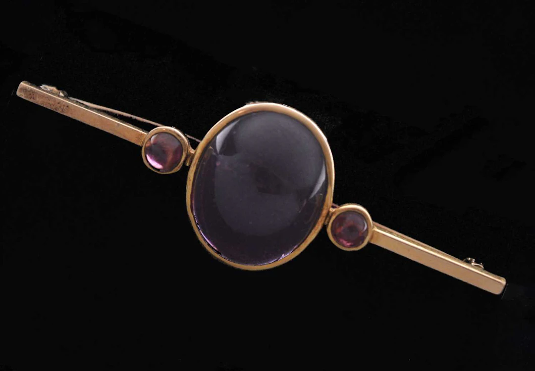 Early 20th century 18ct gold bar brooch