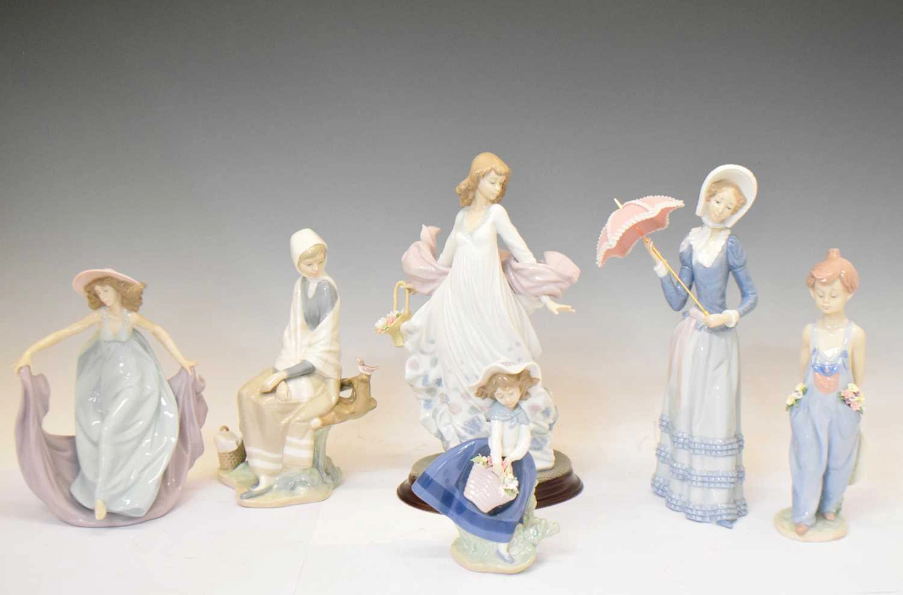 Lladro - Six porcelain figures