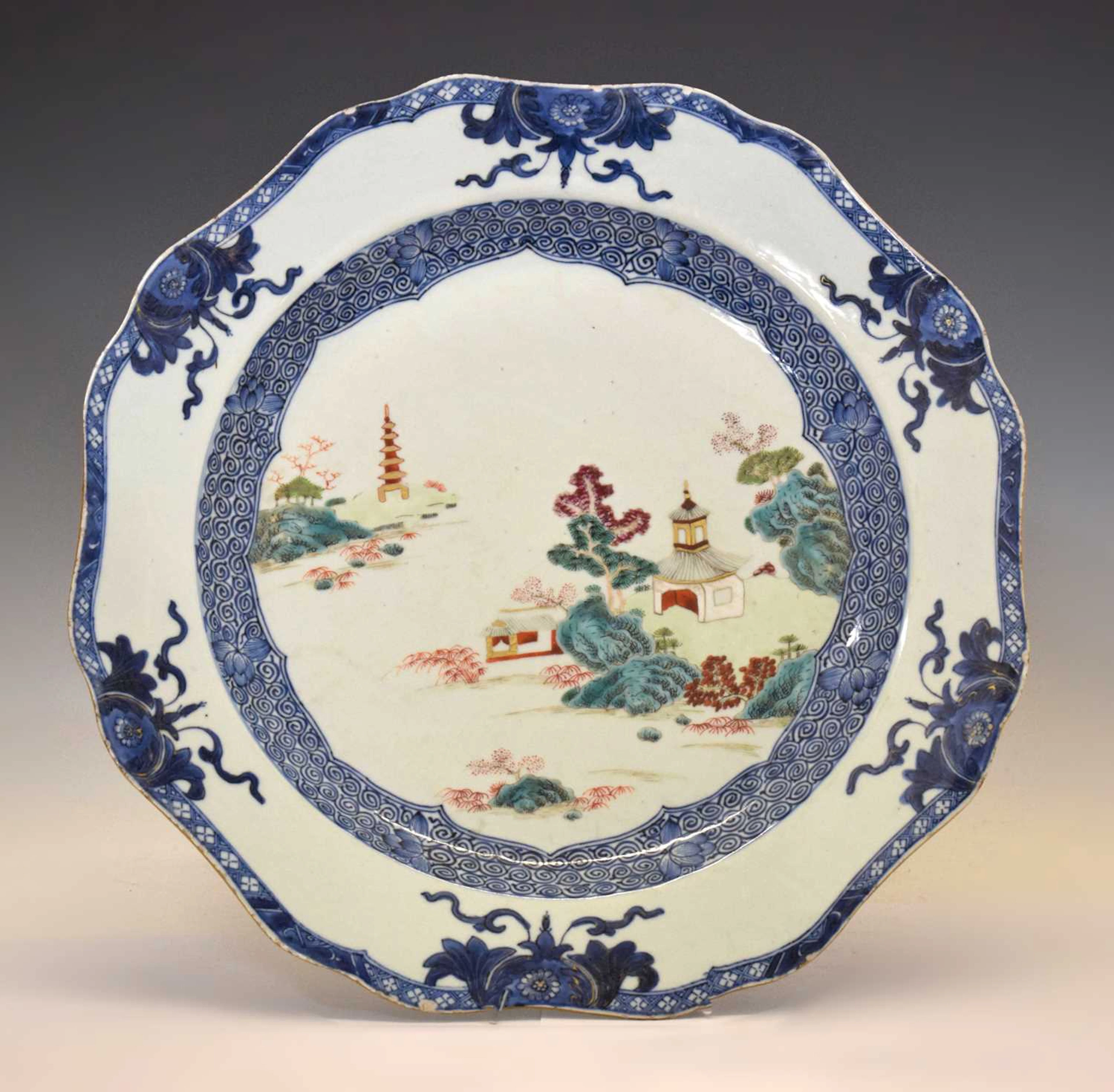 Chinese export porcelain charger