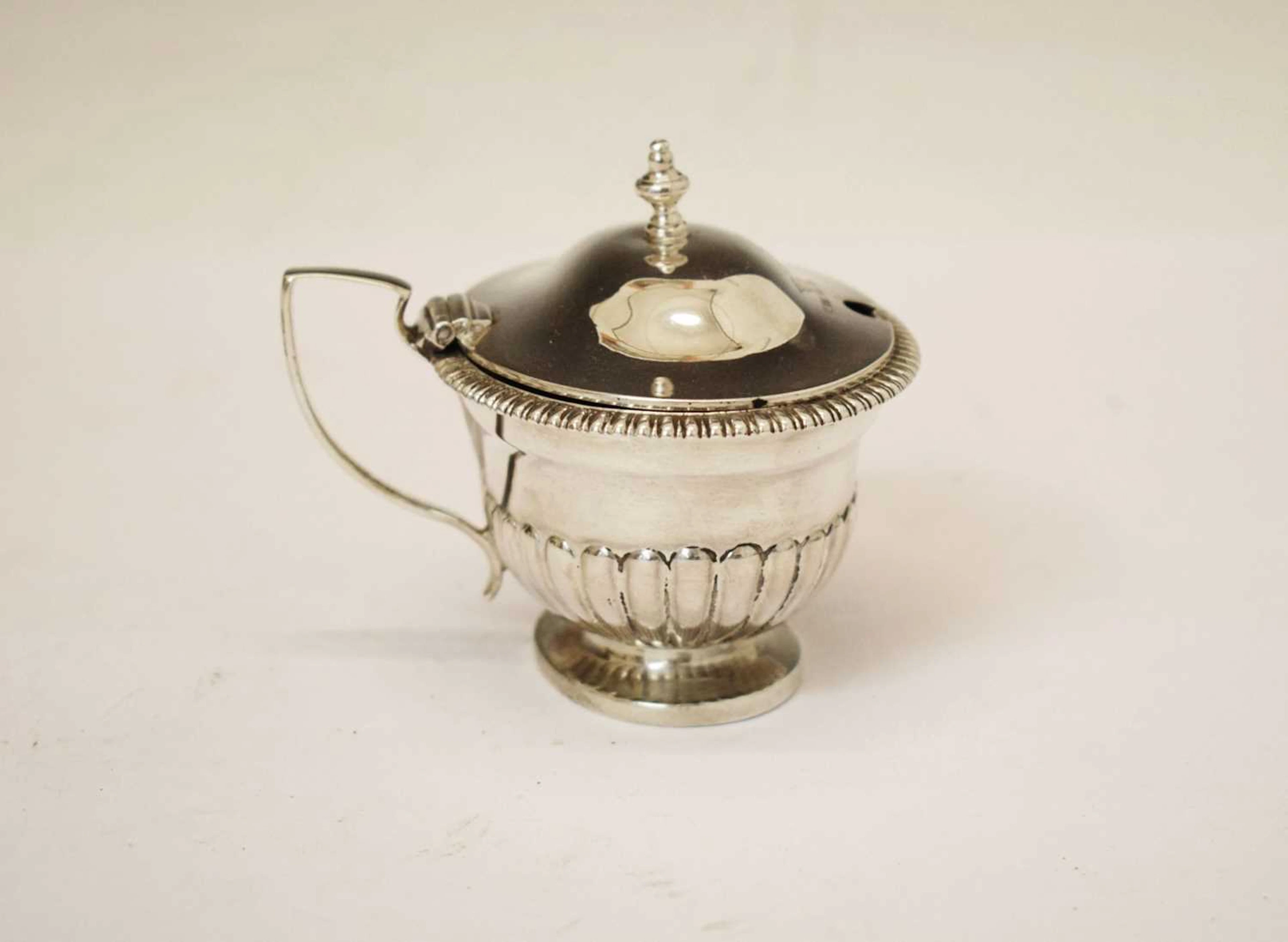 George III silver mustard pot of oval form