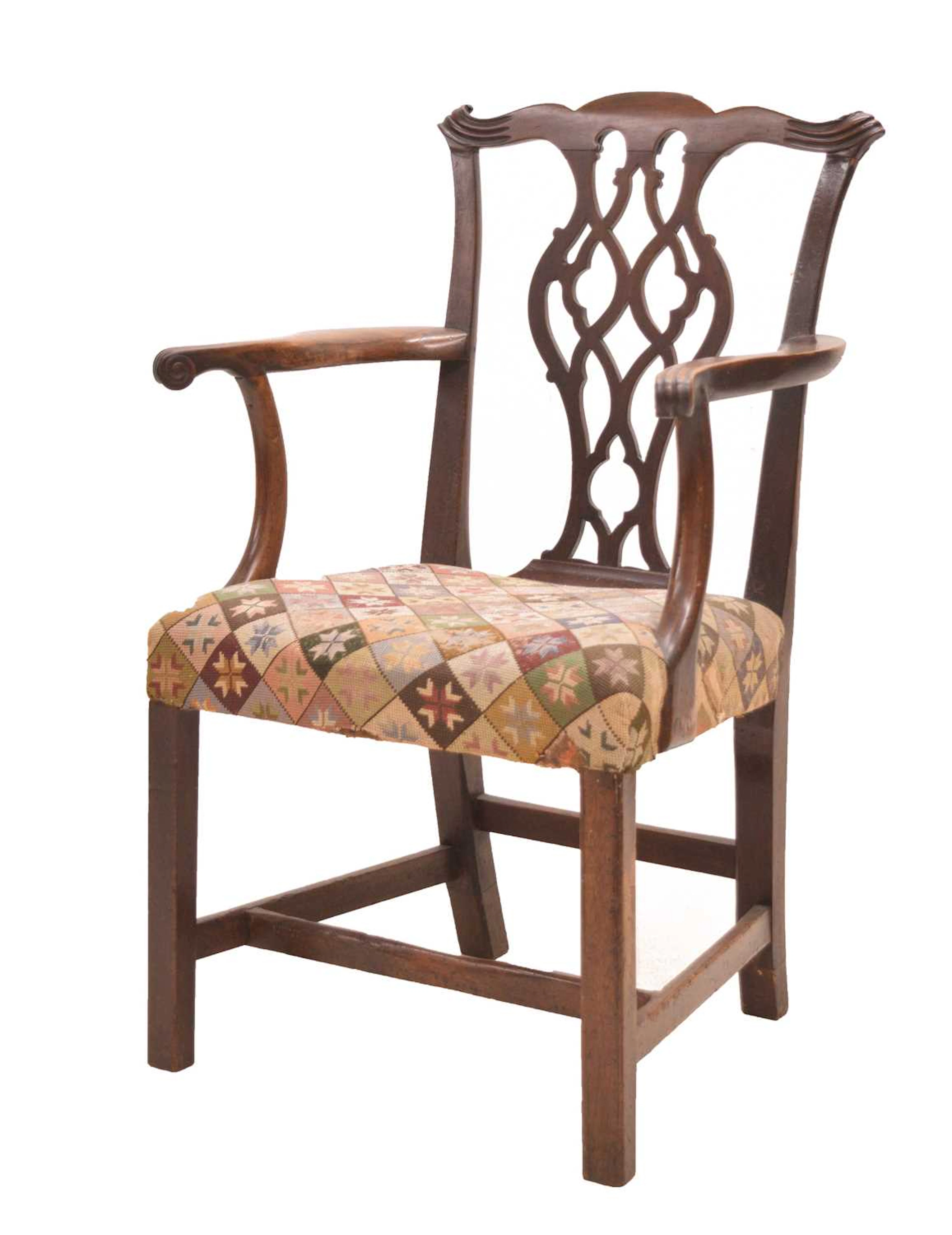 Single early 19th century Chippendale style mahogany dining chair