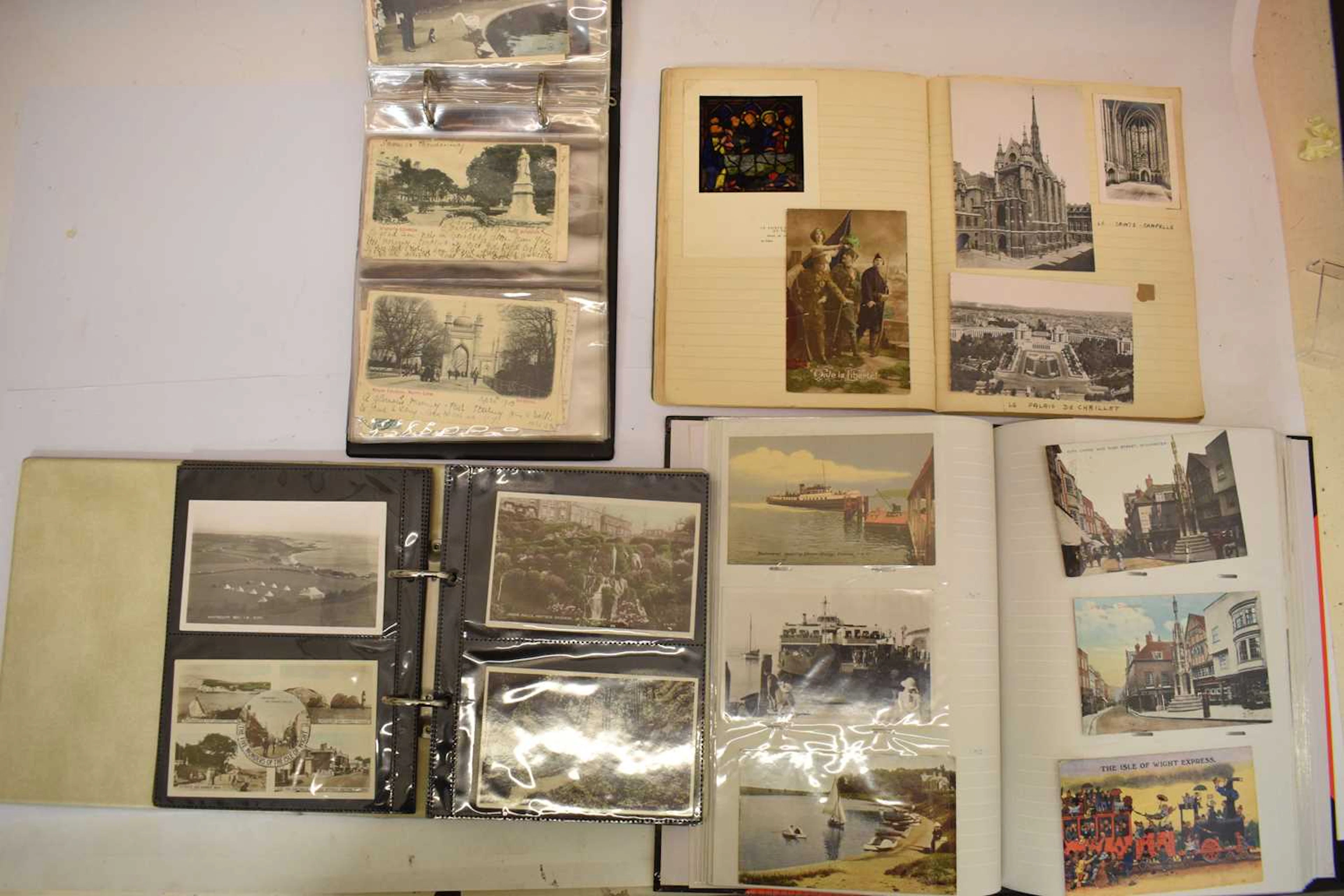 Collection of mainly early 20th century topographical postcards