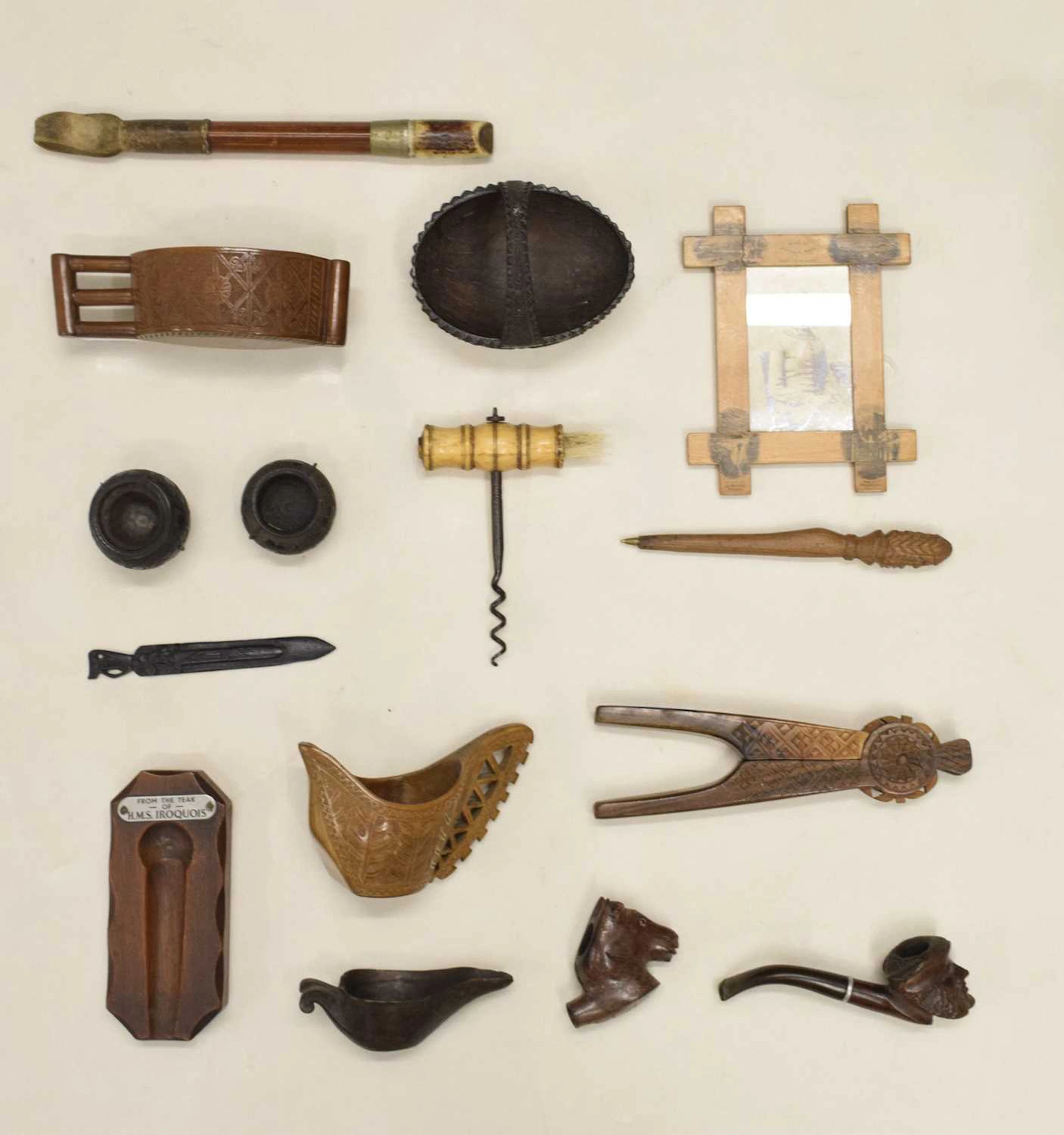 Collection of treen etc