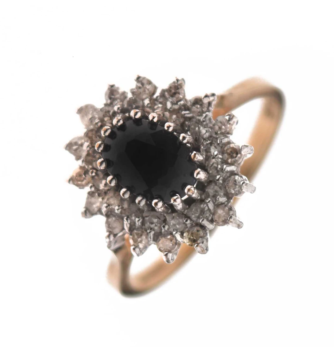 Sapphire and diamond 9ct gold cluster ring