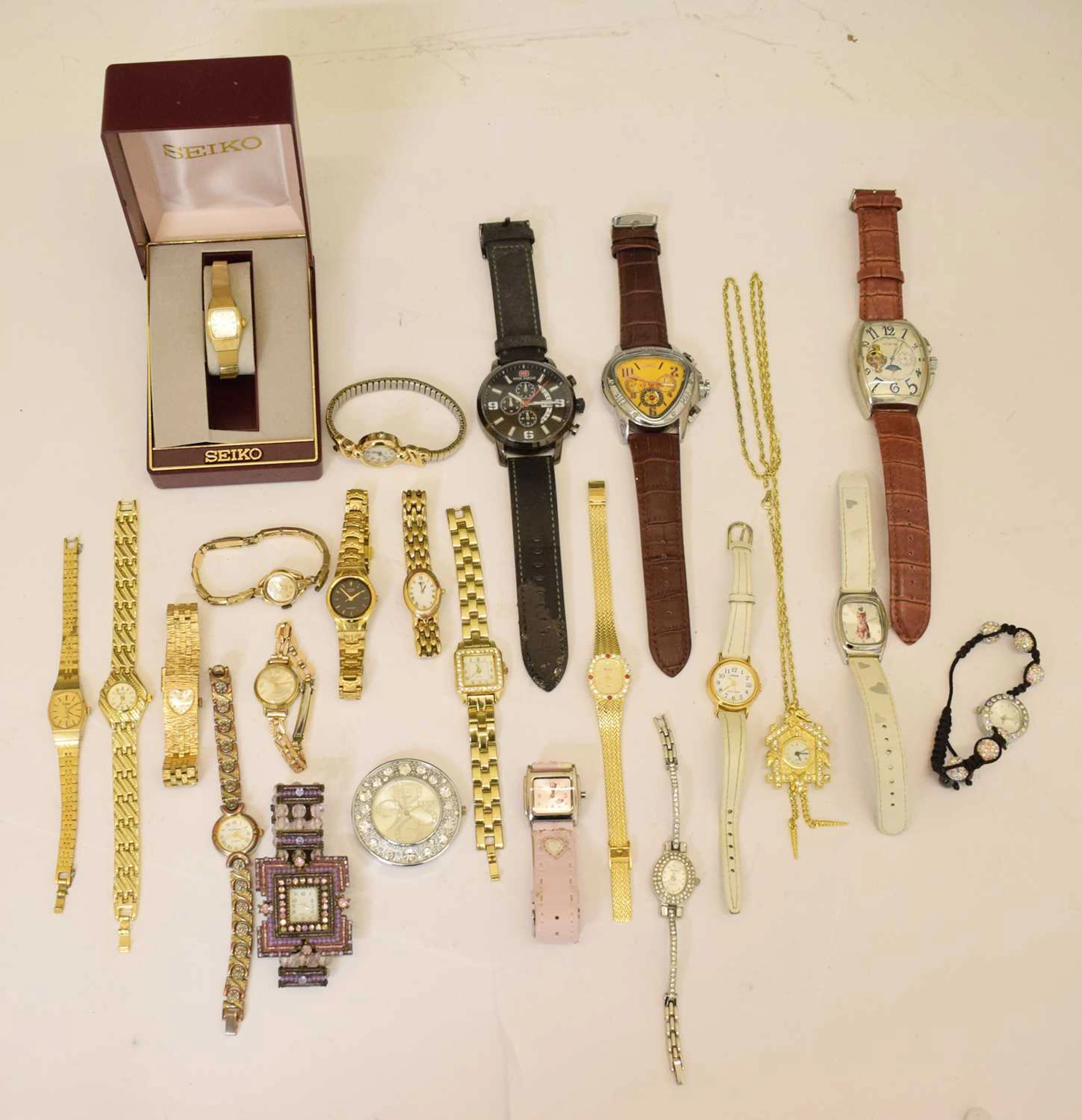 Mixed collection of fashion watches