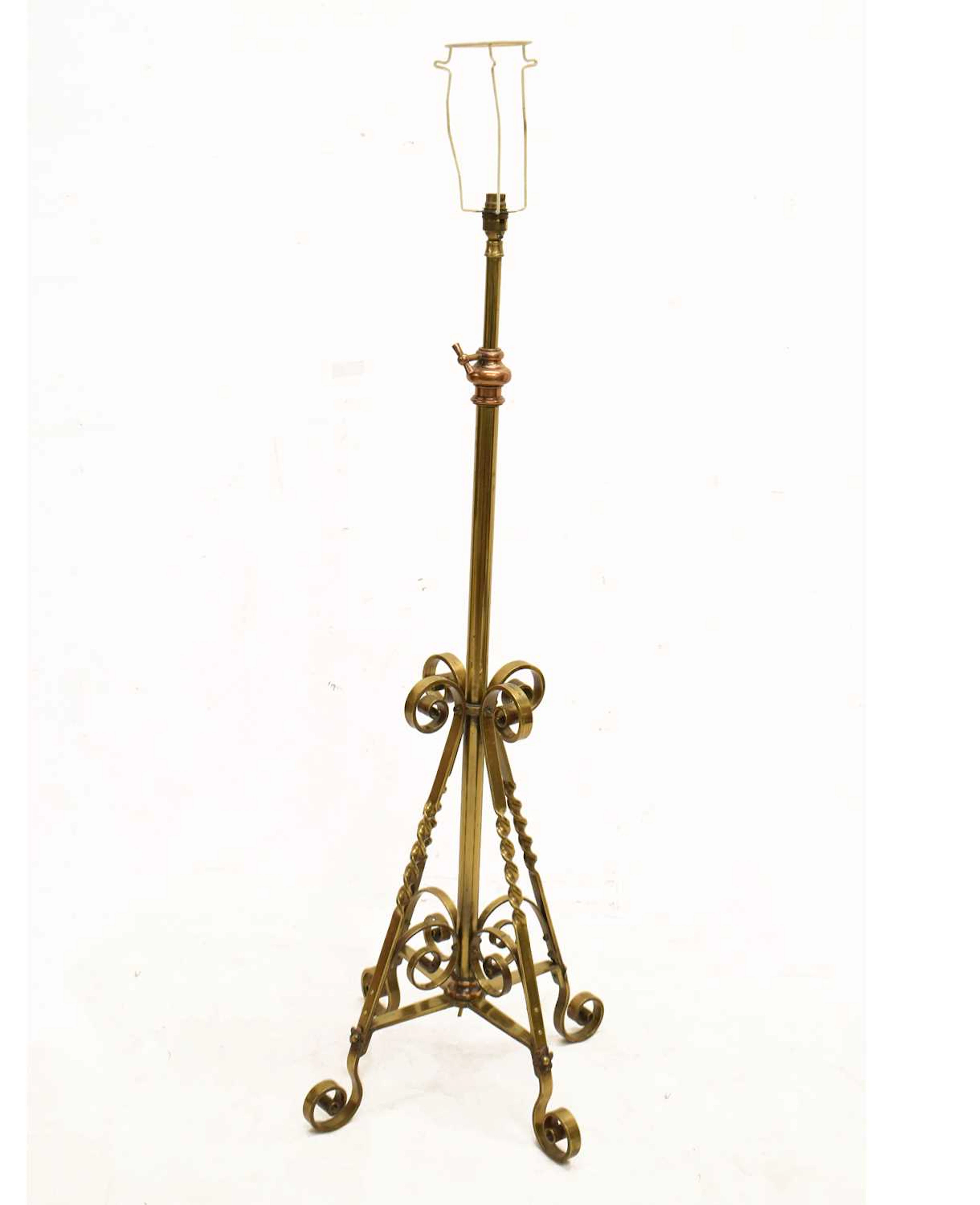 Early 20th century brass telescopic standard lamp