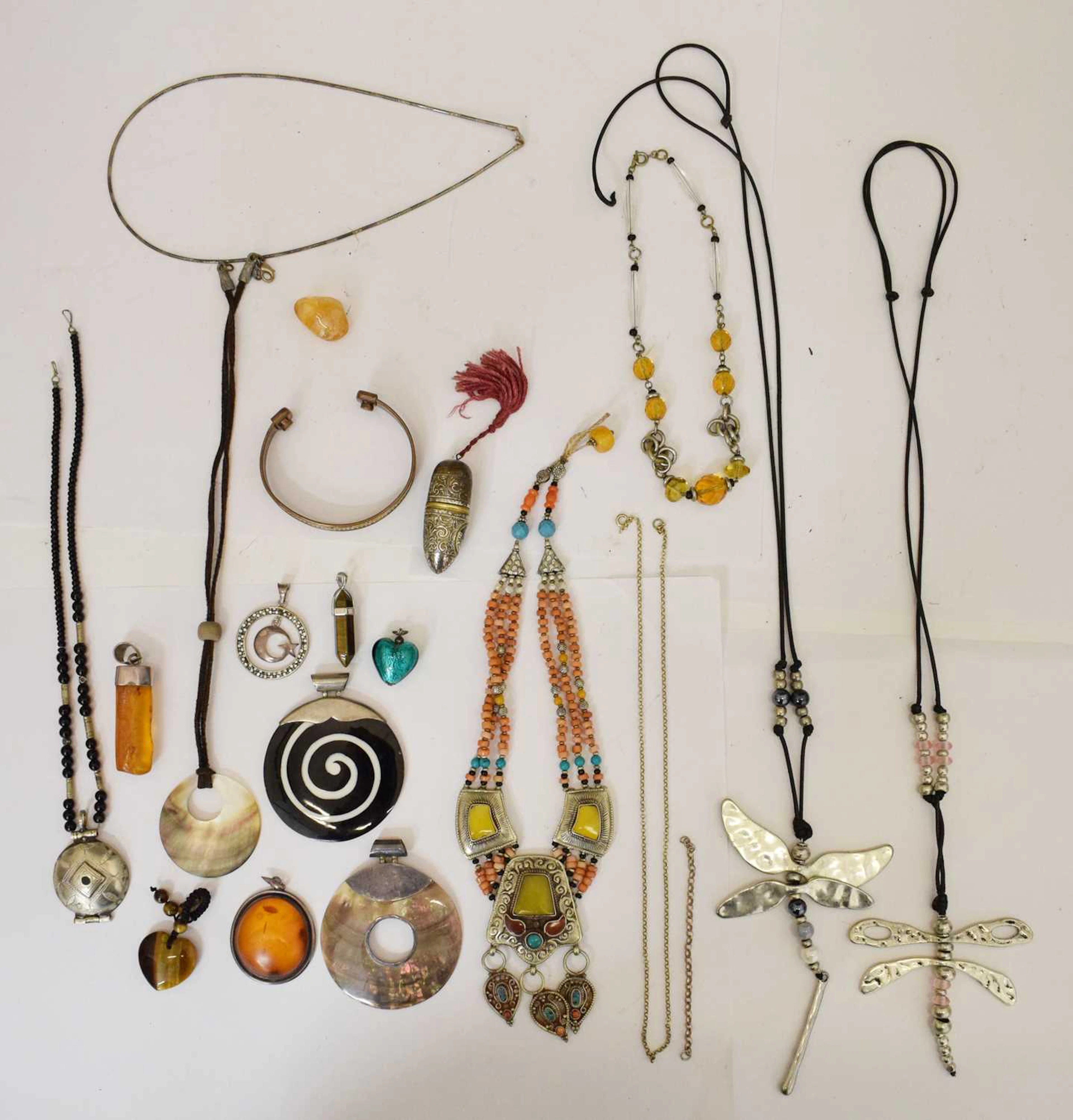 Collection of silver and other costume jewellery