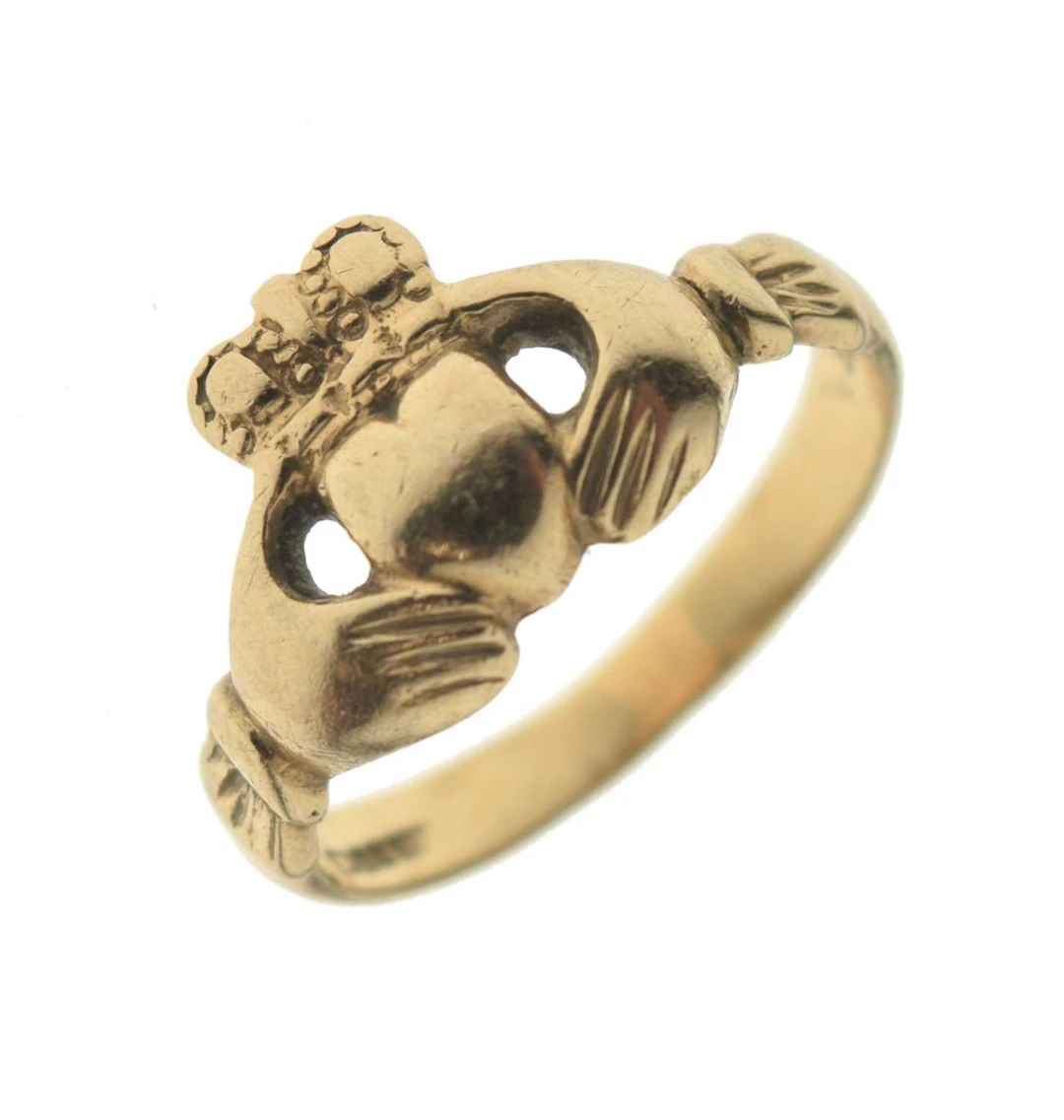 Irish 9ct gold Claddagh ring