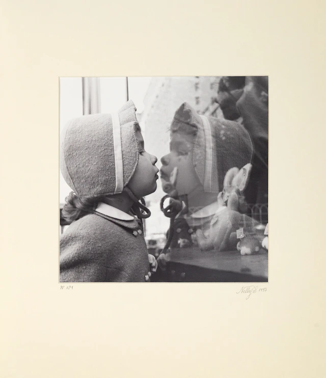 NELLY’S. New York Easter Parade [ἐπιλογή κειμένων Robert Crist, μετάφραση
